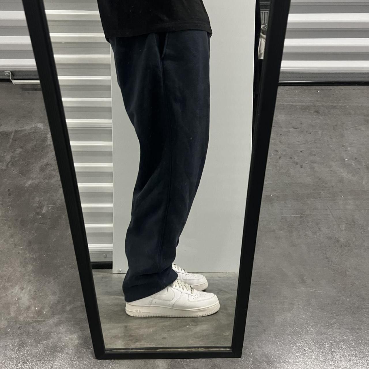 Vintage Vintage Y2K/2000s Baggy Fit Thick Weatherproof Sweatpants with adjustable waistband and pockets! Size US 38 / EU 54 - 1 Thumbnail