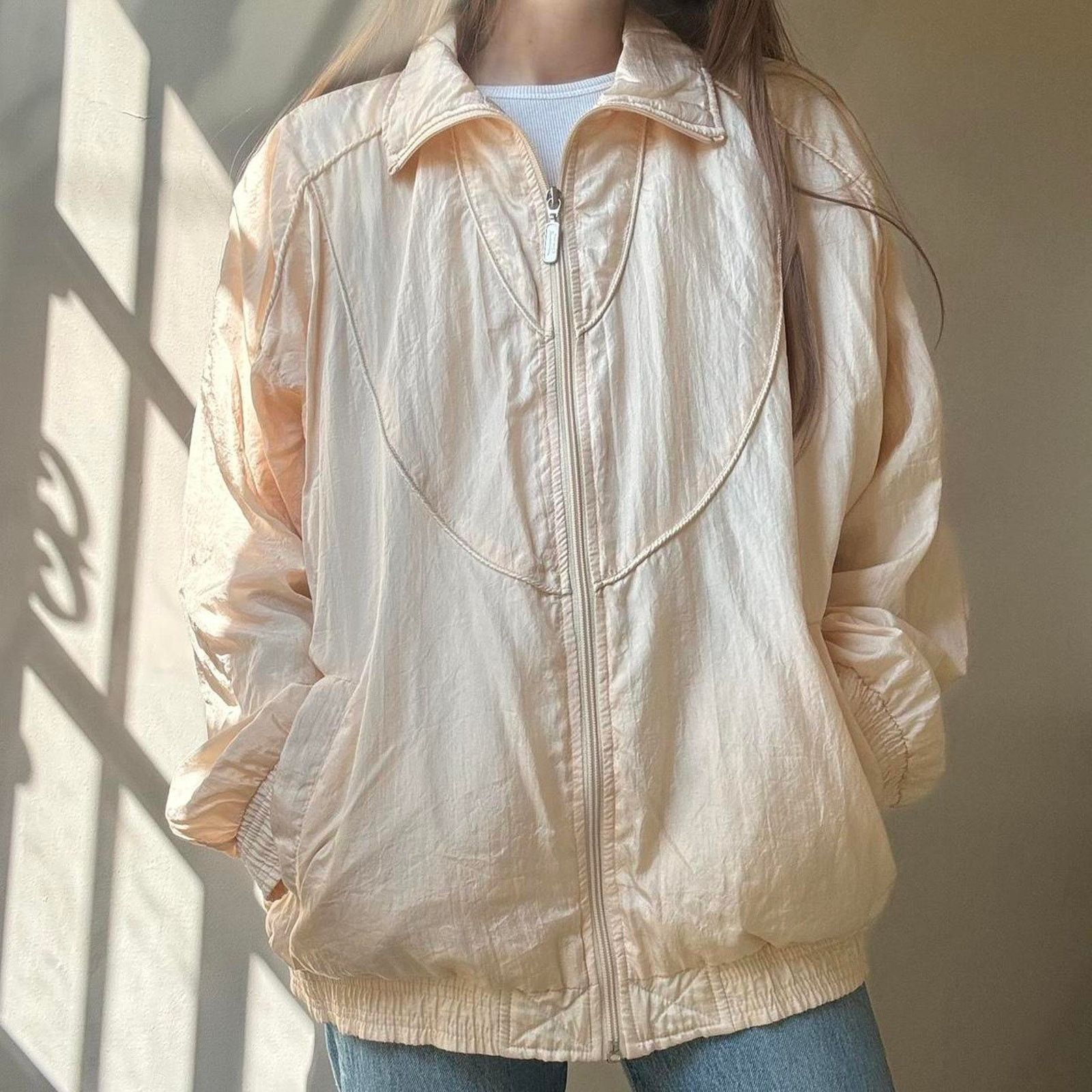 Vintage Vintage Janeve Champagne Windbreaker Medium 80s Sportswear Size M / US 6-8 / IT 42-44 - 2 Thumbnail