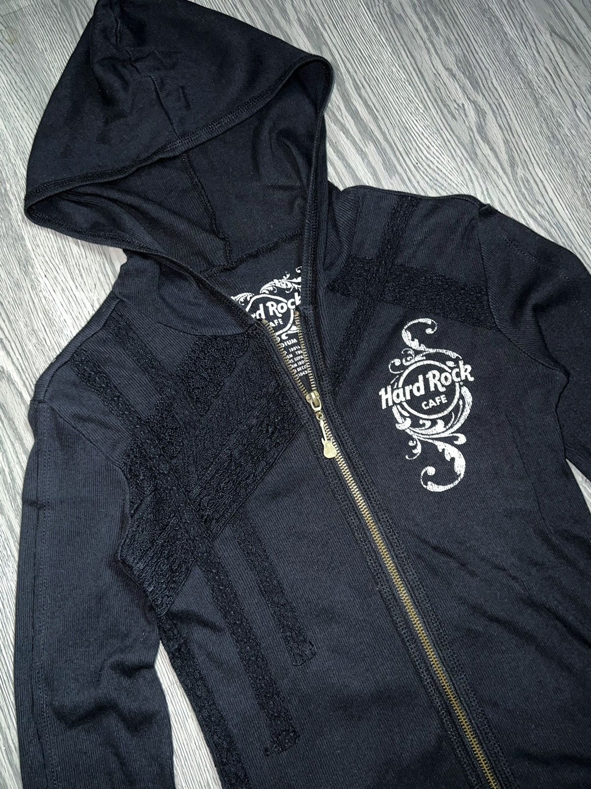 Hard Rock Cafe Hard Rock Osaka hoodie zip up 🦋🖤 Size M / US 6-8 / IT 42-44 - 4 Thumbnail