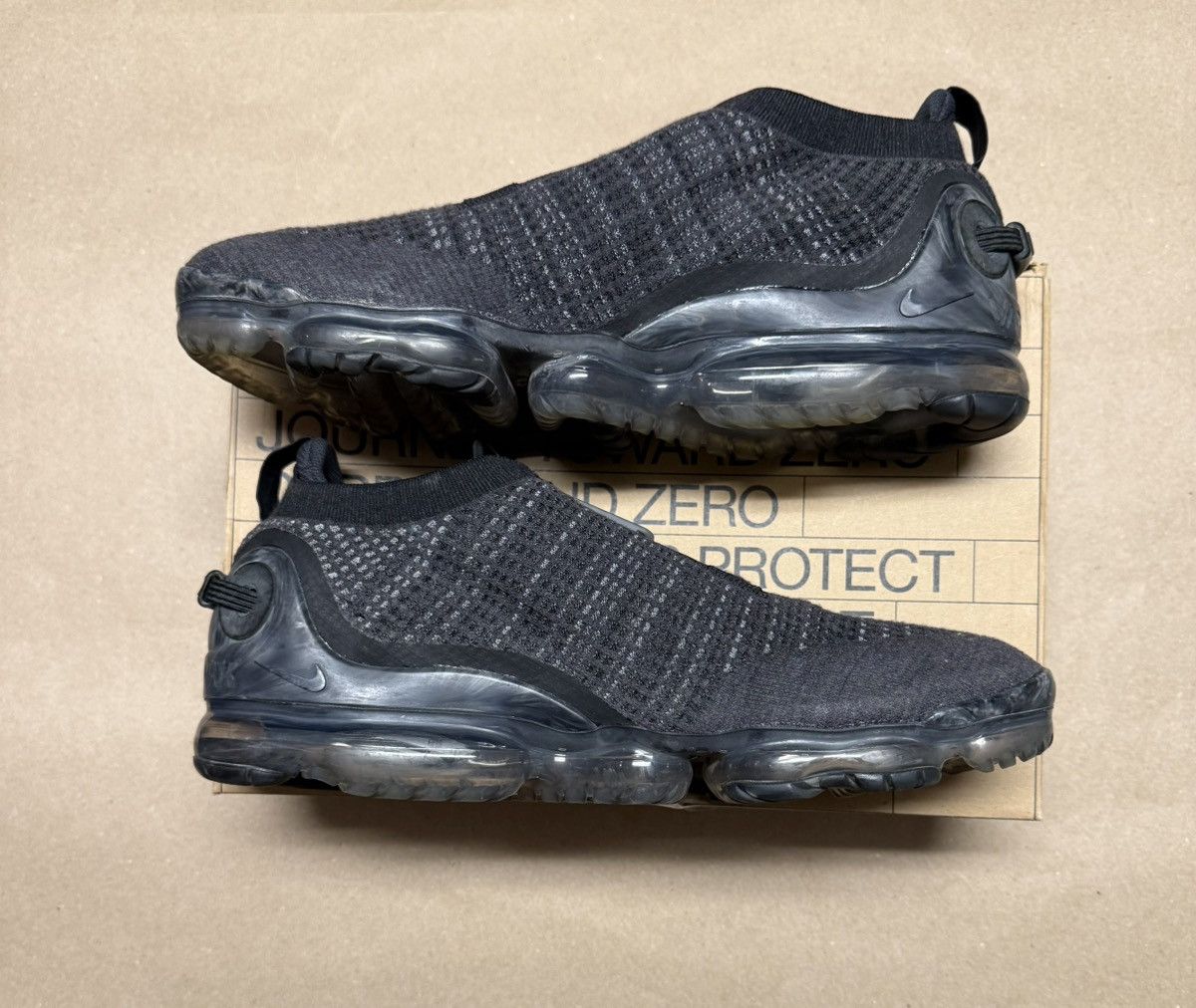 Nike Nike Air Vapormax 2020 Flyknit Dark Grey men’s sz 14 running Size US 14 / EU 47 - 2 Thumbnail
