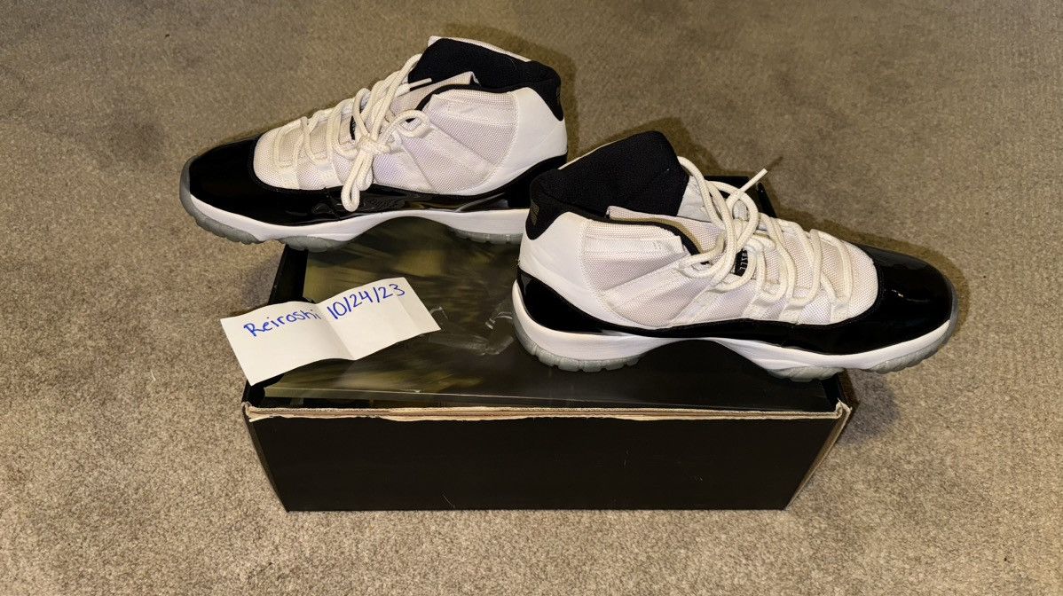 Jordan Brand 2006 Air Jordan 11 Retro 'Concord - Defining Moments Pack' Size US 12 / EU 45 - 4 Thumbnail