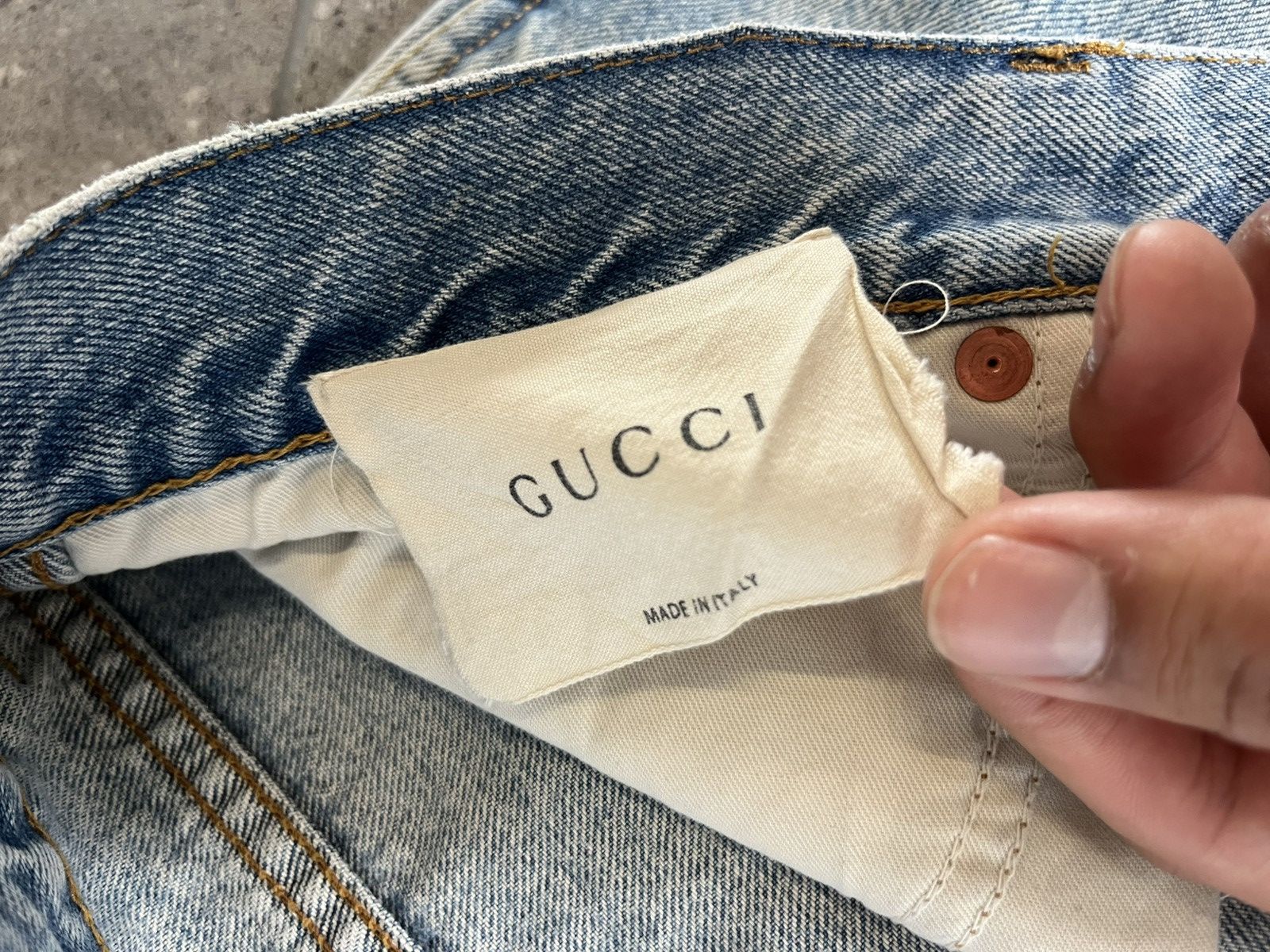 Gucci GUCCI CROPPED PRINTED WASHED DENIM PANTS SIZE 36 Size US 36 / EU 52 - 6 Thumbnail
