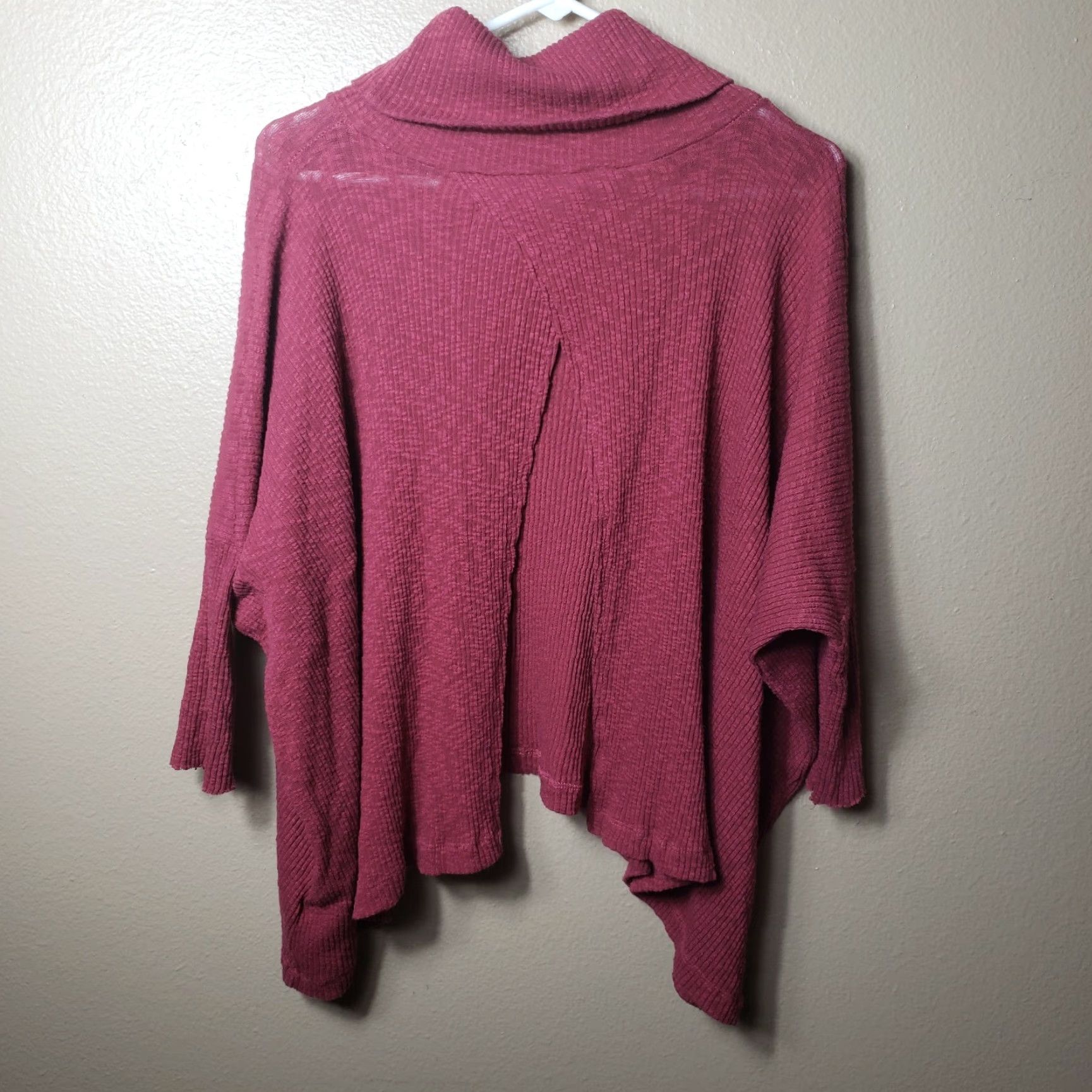Free People VINTAGE Free People FP Beach World Traveler Dolman Sleeve Cowl Neck Split Back-Size S Shirt Womens Pullover Red Ribbed Knit Oversized Sweater Size S / US 4 / IT 40 - 6 Thumbnail