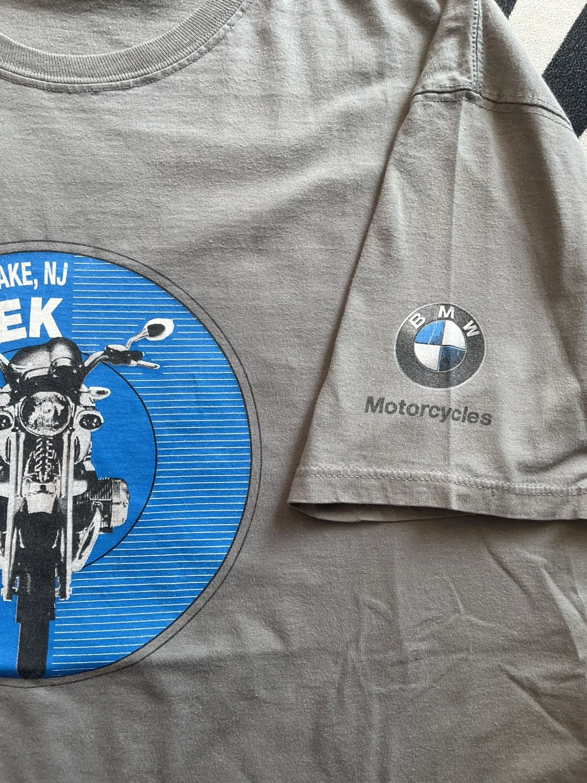 BMW Vintage 2002 BMW Bike Week T-Shirt Woodcliff Lake N Size US XL / EU 56 / 4 - 3 Thumbnail