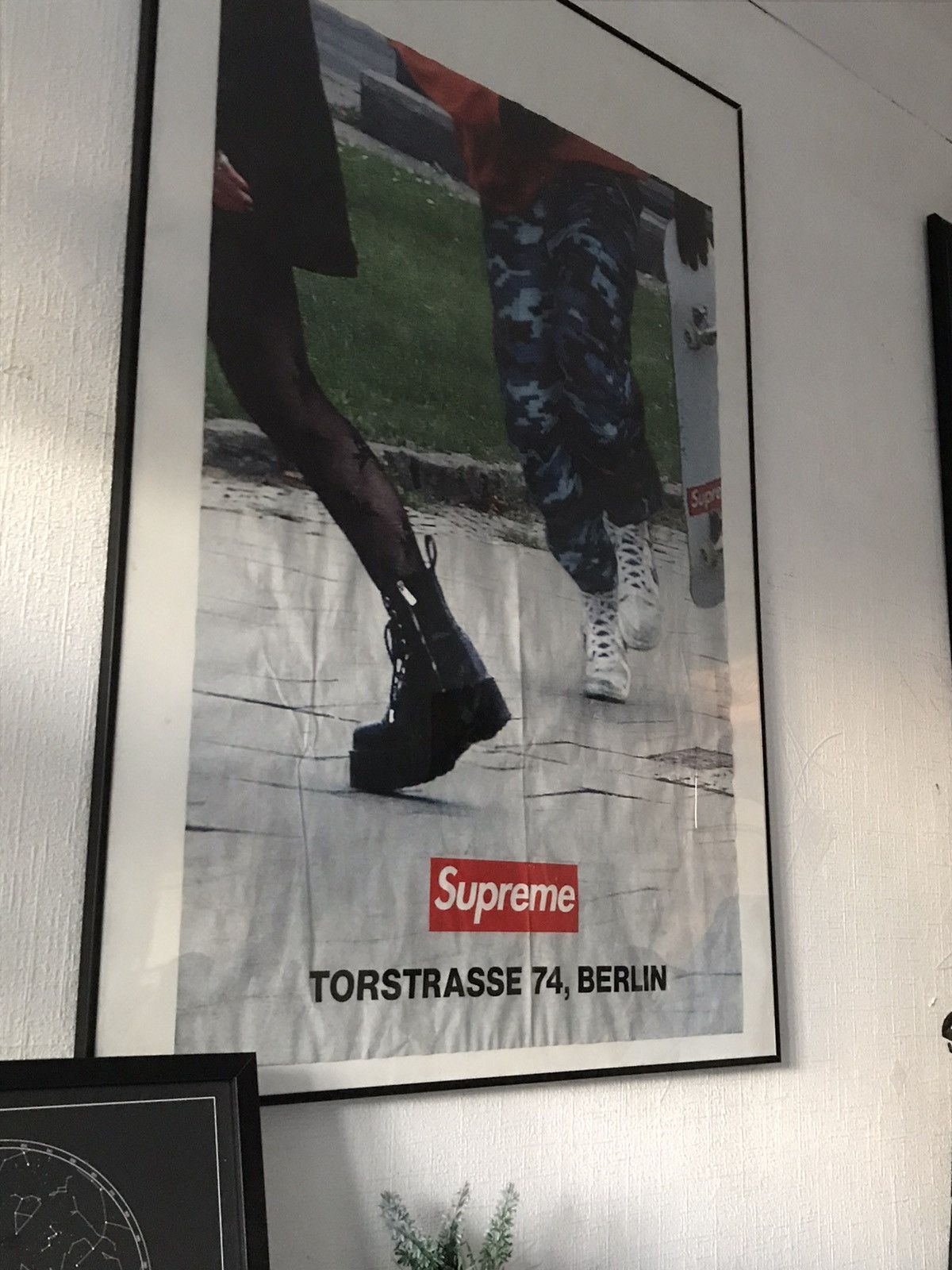 Supreme Supreme opening store Berlin poster billboard promo skate Size ONE SIZE - 2 Thumbnail