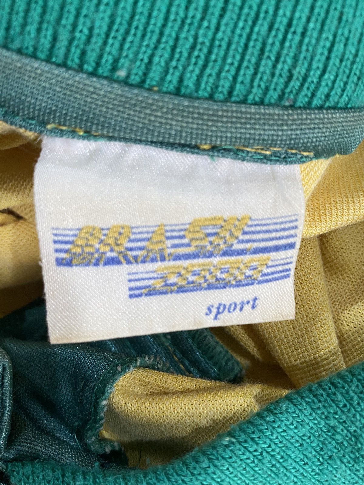 Vintage Vintage🔥BRASIL CBF Jersey Size US M / EU 48-50 / 2 - 19 Thumbnail