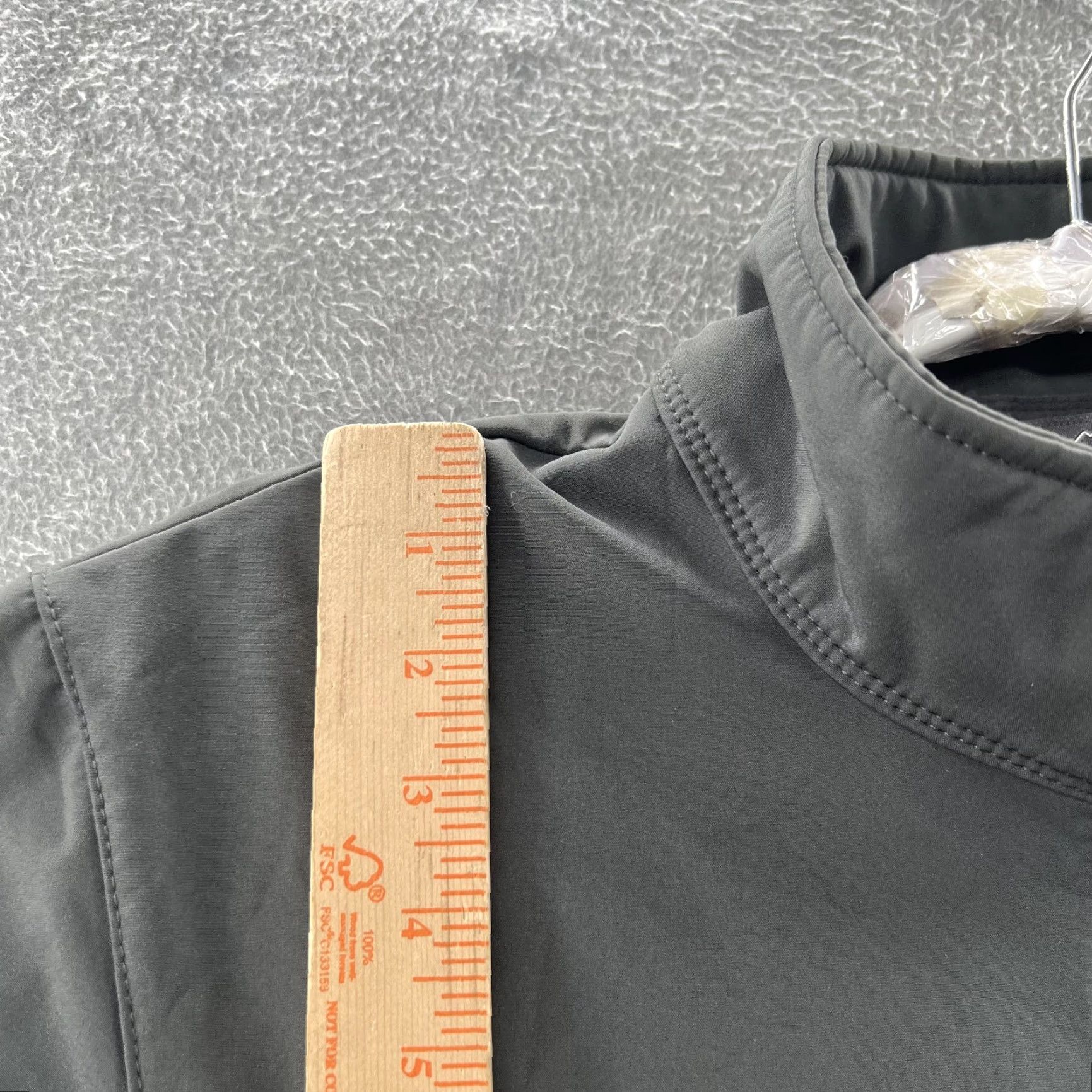 Eddie Bauer eddie bauer mens jacket M lined full zip softshell zipper pockets Size US M / EU 48-50 / 2 - 5 Thumbnail