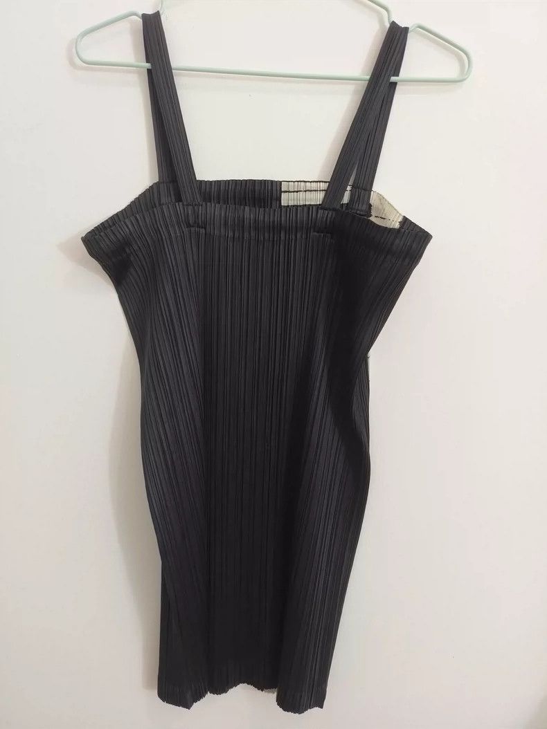 Issey Miyake Issey Miyake size:3 Black pleated halter top Size S / US 4 / IT 40 - 3 Thumbnail