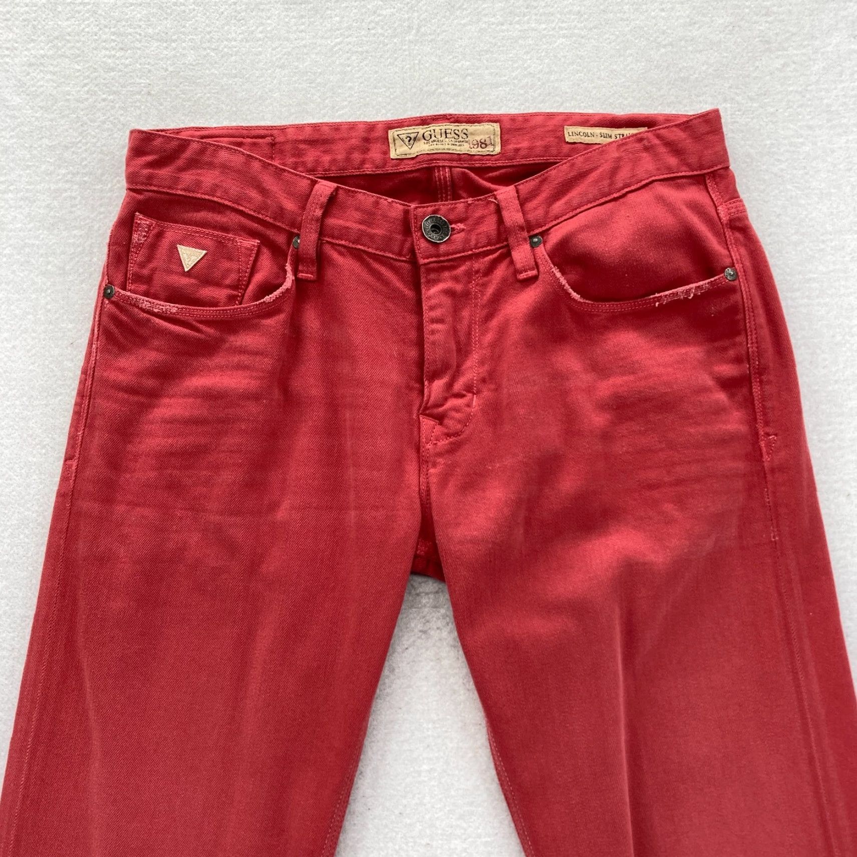Guess GUESS Jeans Mens 31x31 Lincoln Slim Straight Pink Denim Low Rise Medium Wash Distressed 5-Pocket Size US 31 - 2 Thumbnail