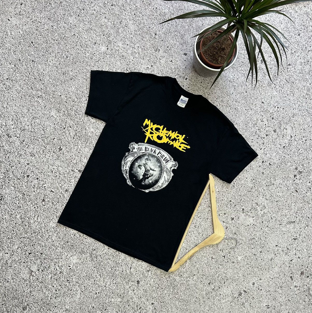 Band Tees × Vintage Vintage My Chemical Romance The Black Parade 2006 T-Shirt Size US M / EU 48-50 / 2 - 1 Thumbnail