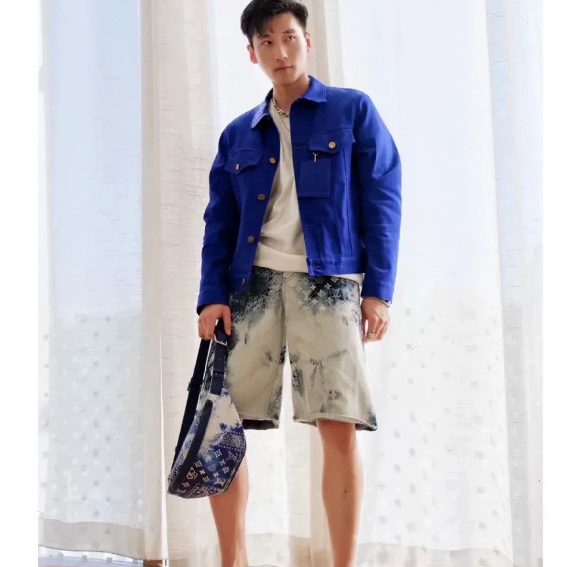 Louis Vuitton Louis Vuitton Lv electric blue denim jacket2412-Nextarrow Size US S / EU 44-46 / 1 - 8 Thumbnail