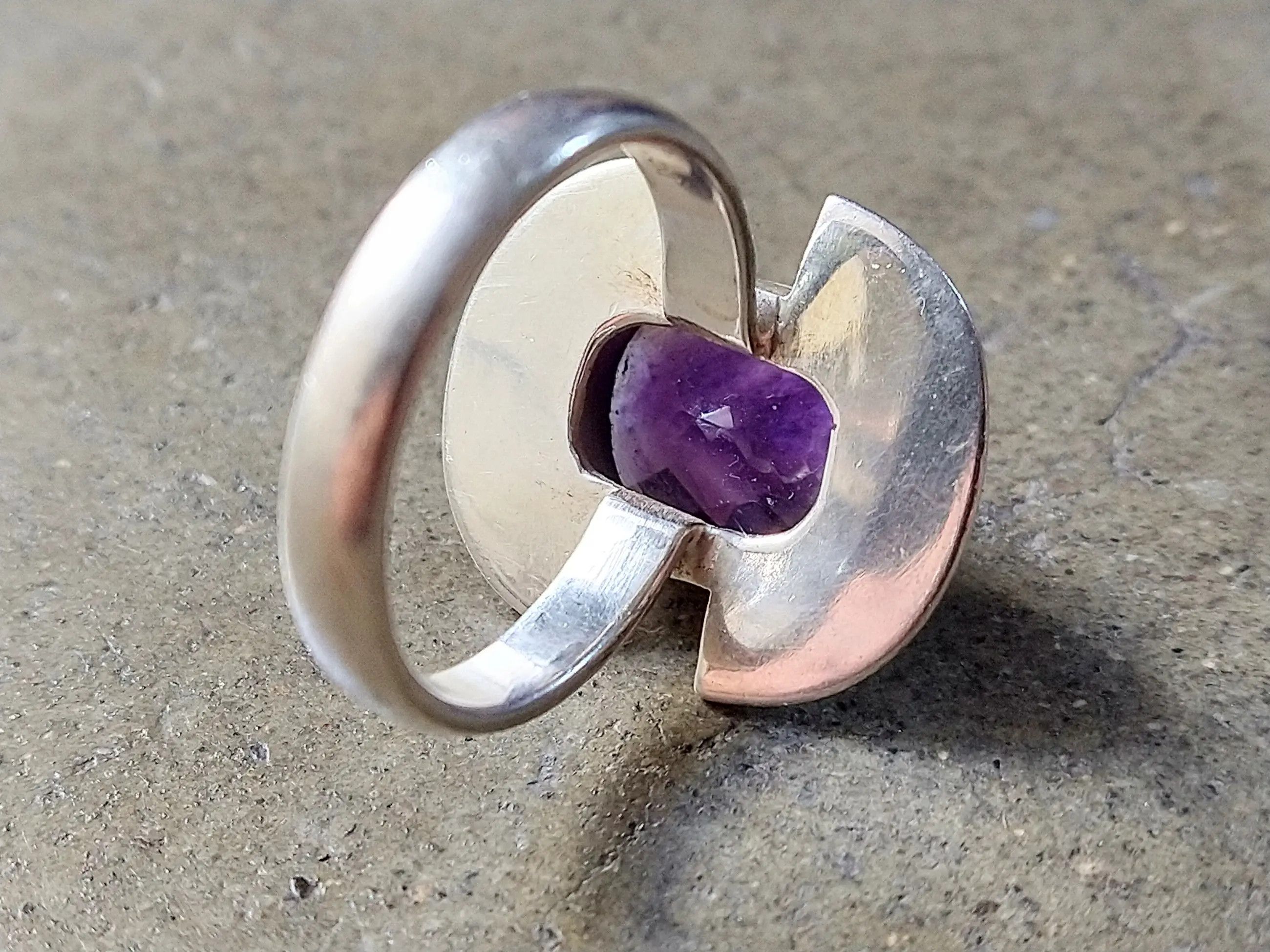 Vintage Vintage Sterling Silver Ring Purple Amethyst 11.75 Faceted Size ONE SIZE - 8 Thumbnail