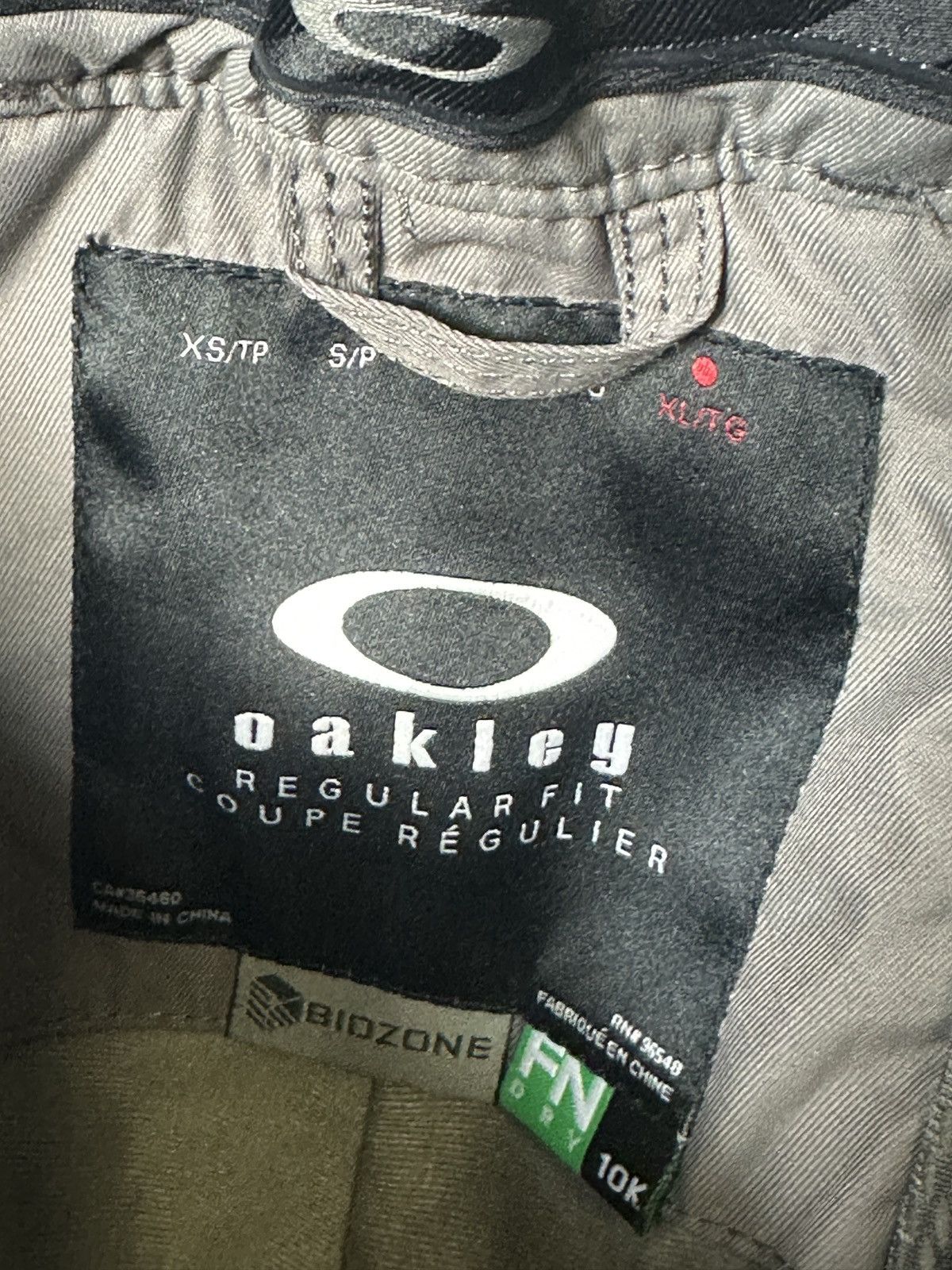 Oakley Oakley Vintage Nylon Ski Pants Size US 36 / EU 52 - 4 Thumbnail