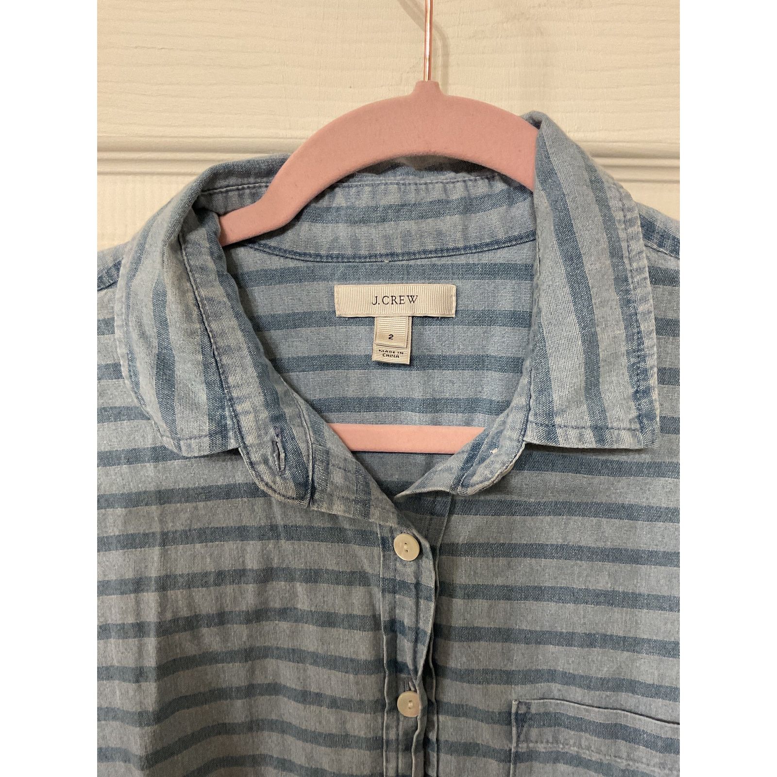 J.Crew J. Crew Everyday Chambray Button Down Popover Shirt, sz 2 Size XS / US 0-2 / IT 36-38 - 2 Thumbnail