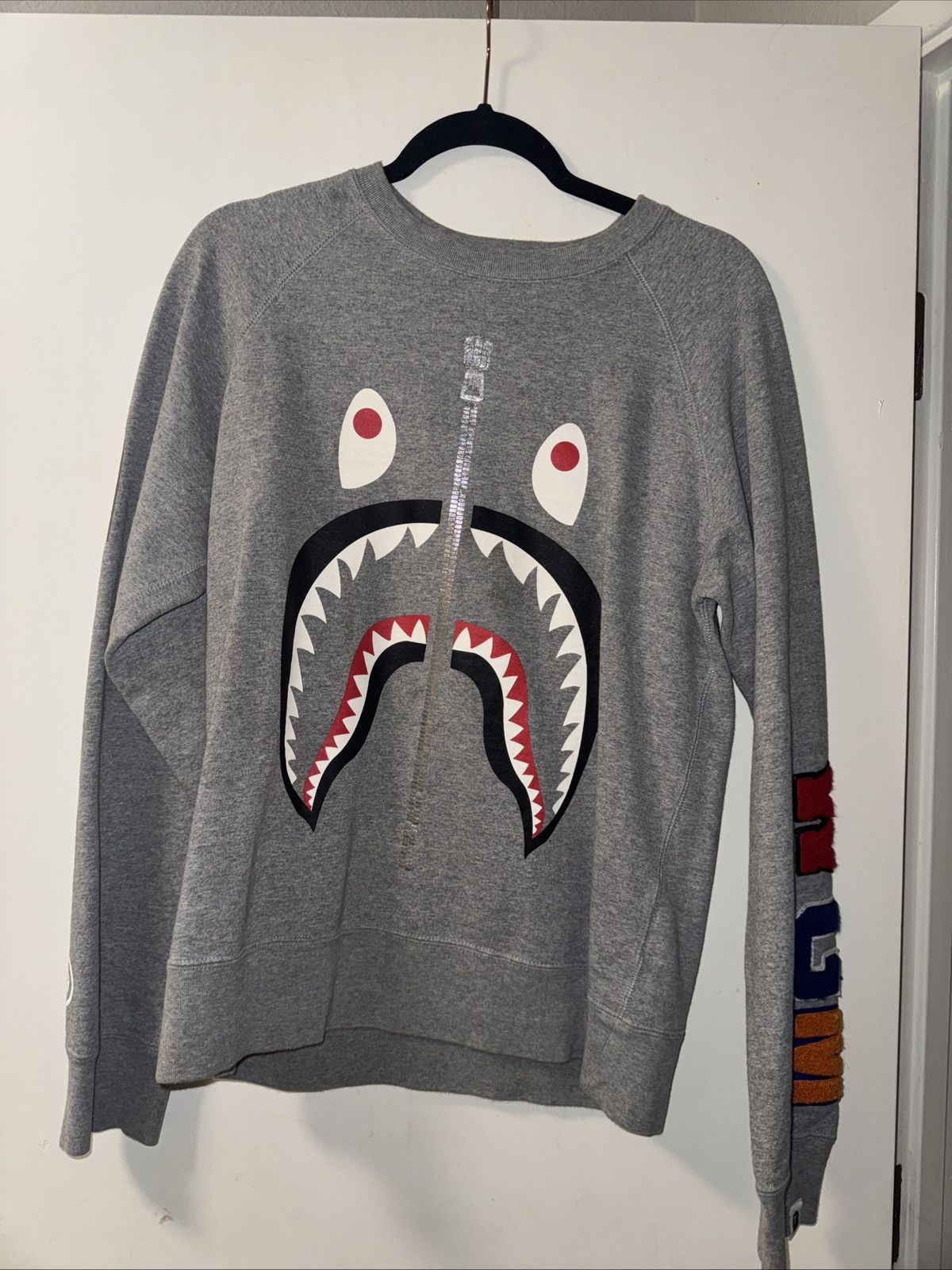 Bape Bape Shark Face WGM Embroidered Crewneck (2017) Size US M / EU 48-50 / 2 - 1 Thumbnail