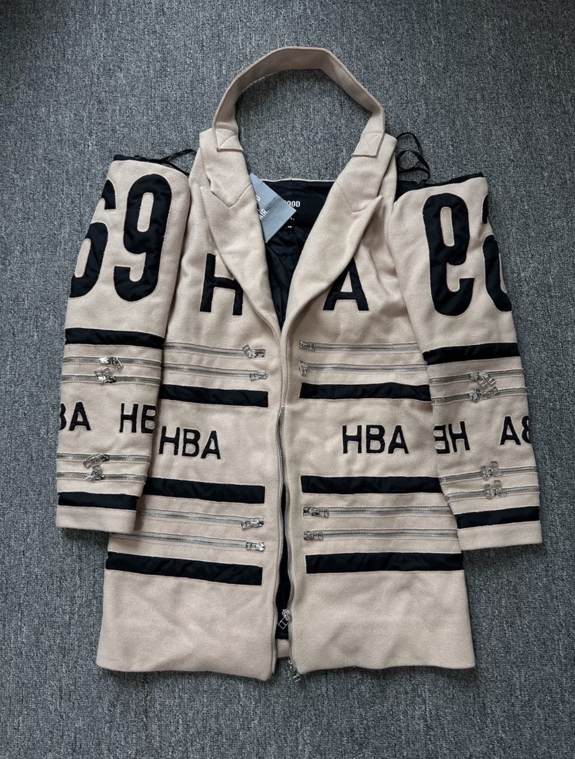 $HOOD BY AIR ブラックパーカー 69プリント Hood By Air. - Black/Black Glossy 69 T-Shirt | HBX