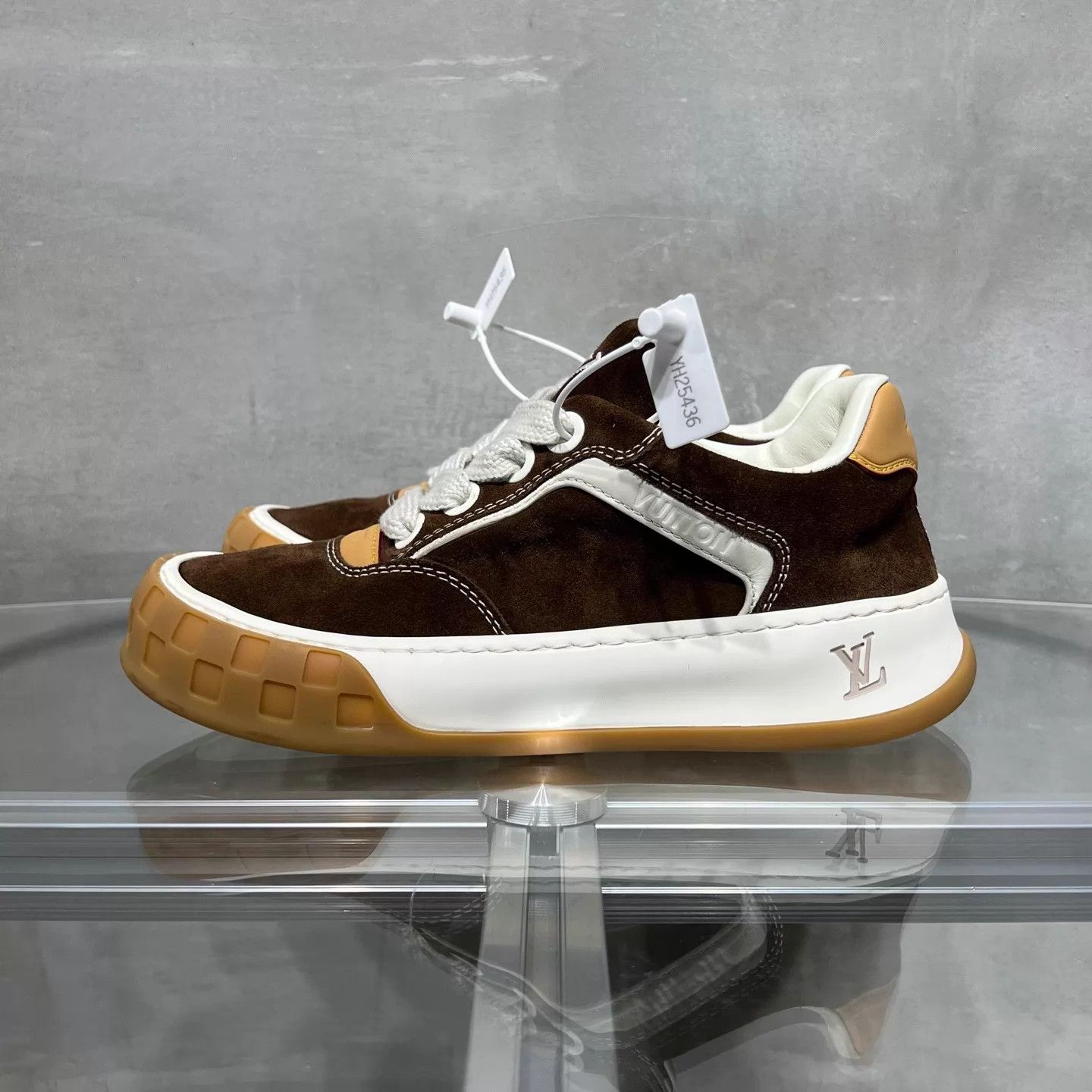Louis Vuitton LV Tilted Brown Suede Sneakers UK6 EU40 Size US 7 / EU 40 - 3 Thumbnail