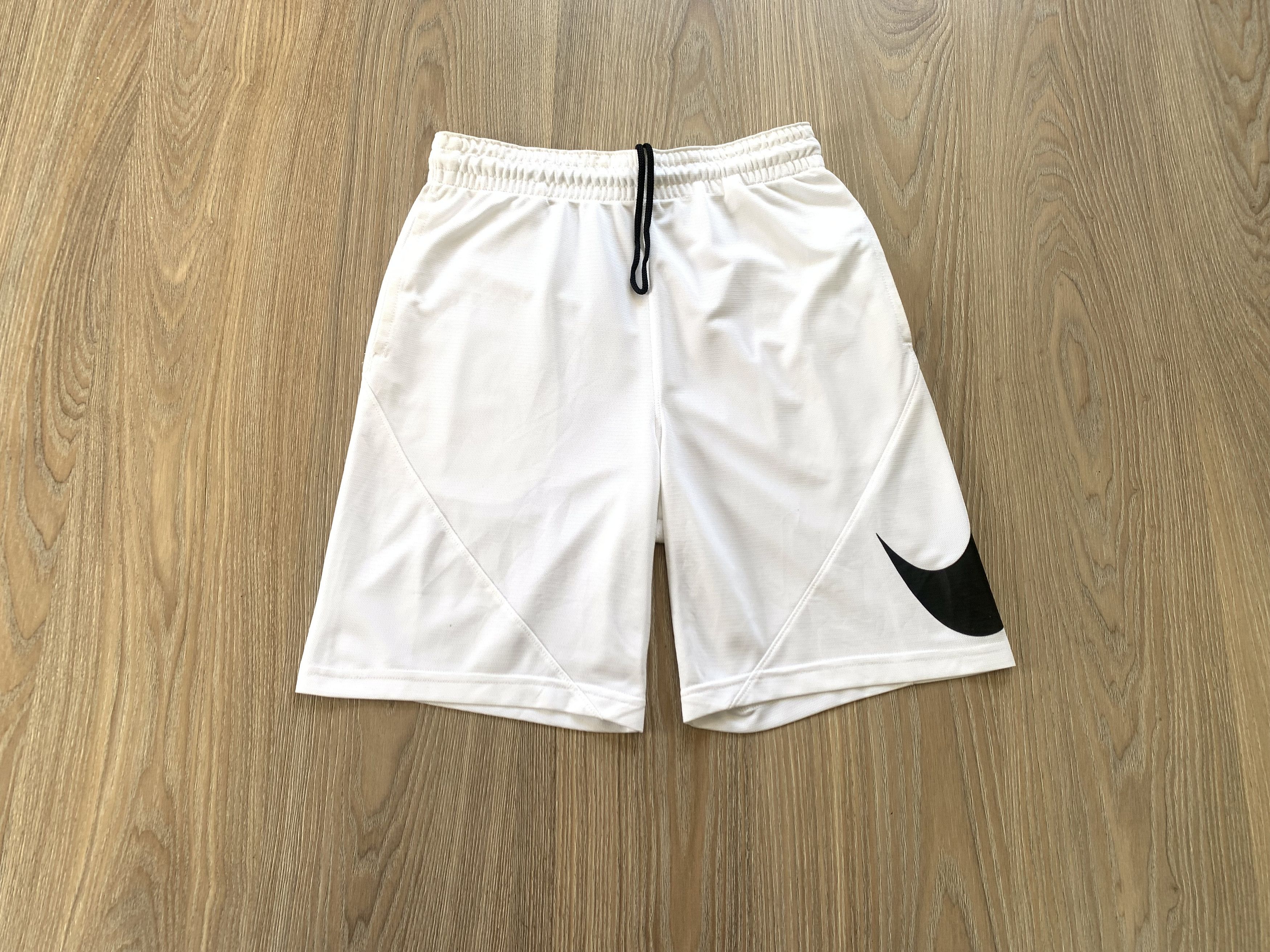 Nike Nike HBR Large Swoosh Logo Basketball Training White Shorts Size US 32 / EU 48 - 2 Thumbnail