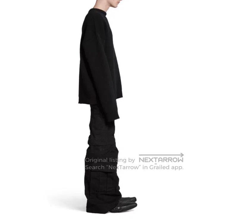Balenciaga Balenciaga Solid color round neck long-sleeved knitted swe Size US L / EU 52-54 / 3 - 7 Thumbnail