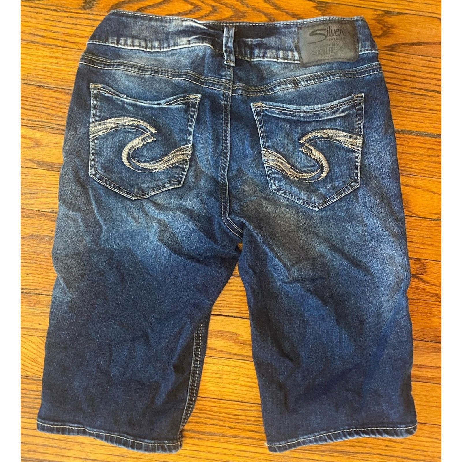 Silver Jeans Co. Silver Jeans Co. Suki Mid Rise Bermuda shorts Women’s W27 Size 28" / US 6 / IT 42 - 2 Thumbnail