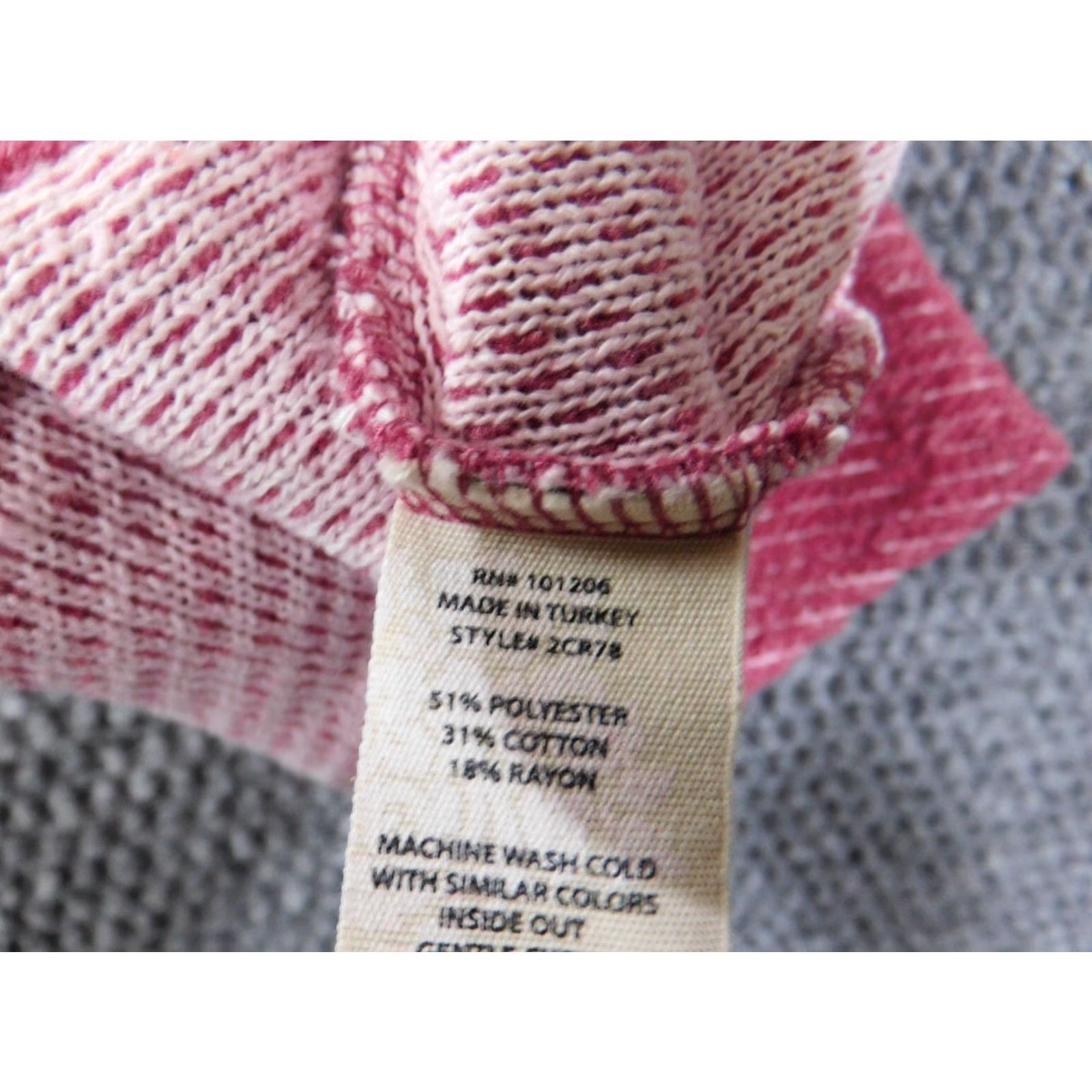 Soft Surroundings Soft Surroundings Sweater Raglan Sleeve Red S Turtleneck Pullover Knit Polyester Open-Knit Stretch Logo Women Regular Modern Size S / US 4 / IT 40 - 7 Thumbnail
