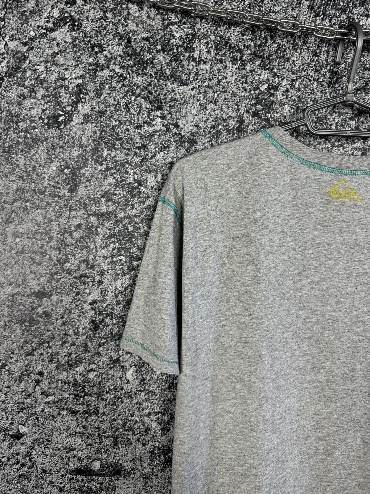 Quiksilver Vintage Quiksilver Surf T-Shirt Big Logo Palm Surfing Size M Size US M / EU 48-50 / 2 - 12 Thumbnail