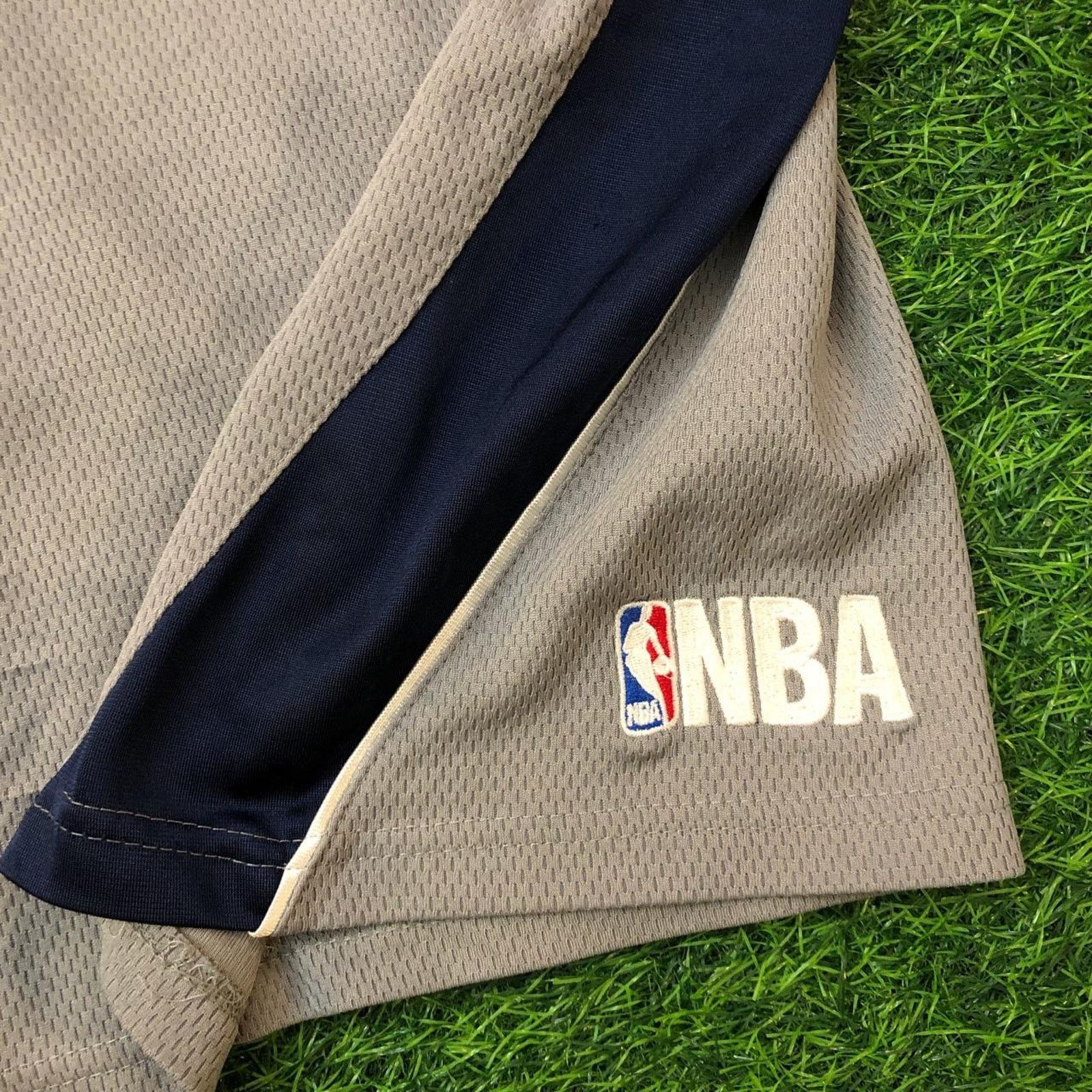 NBA Vintage Grey/Blue NBA Brand Mesh Workout Shorts Size US 44 / EU 60 - 3 Thumbnail