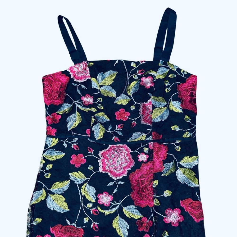 Sam Edelman NWT New $158 Sam Edelman Peony Embroidered Midi Dress Size Size XS / US 0-2 / IT 36-38 - 4 Thumbnail