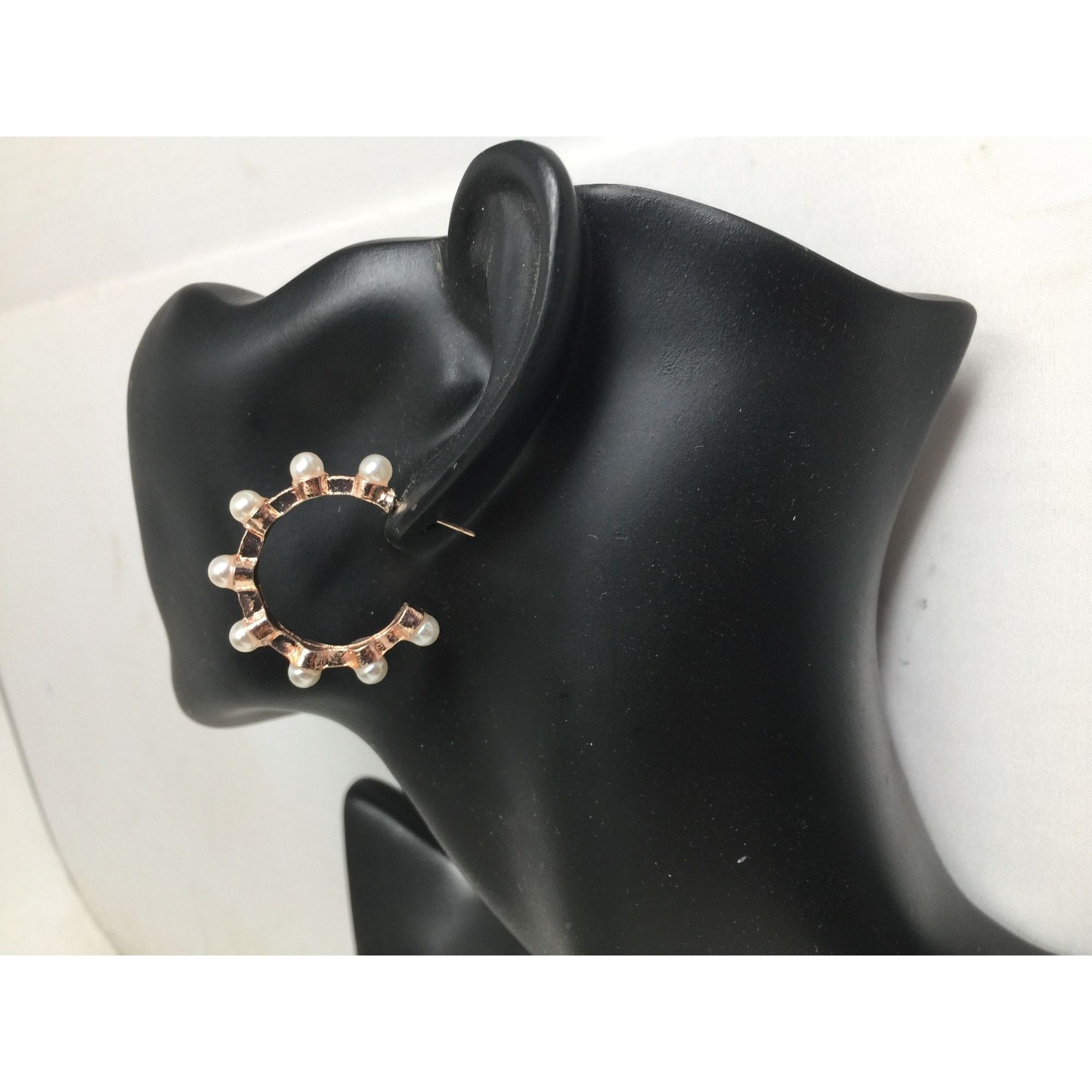 Other Women's Rose Gold Hoop Earrings with White Faux Pearls Size ONE SIZE - 8 Thumbnail