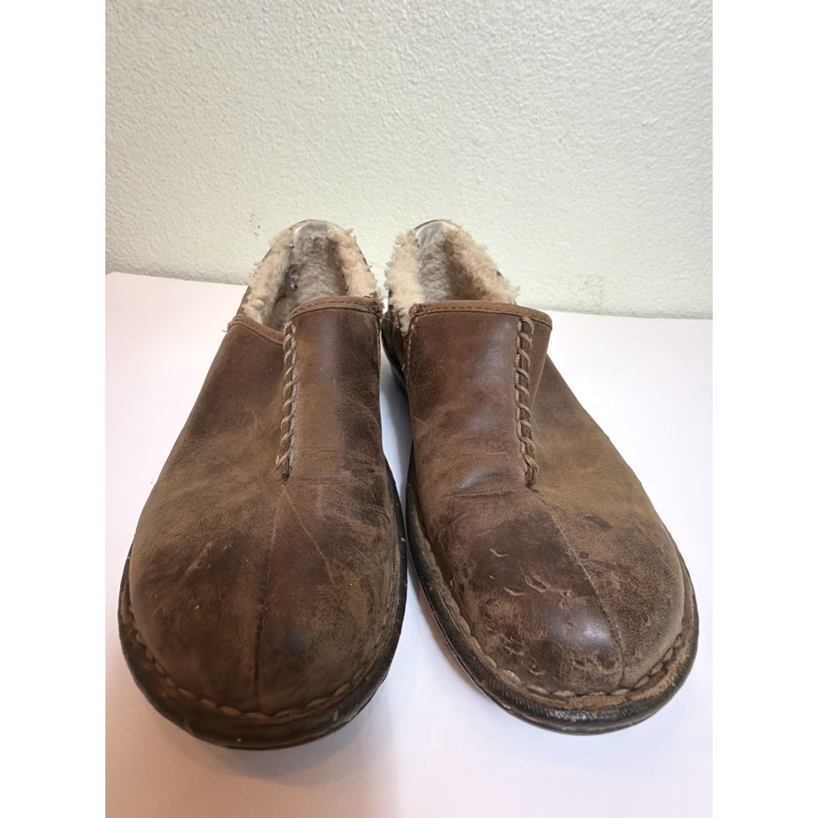 Ugg UGG® Australia 5747 Bettey Shearling Lined Driving Leather Loafers Clogs Sz 8 Size US 8 / IT 38 - 7 Thumbnail