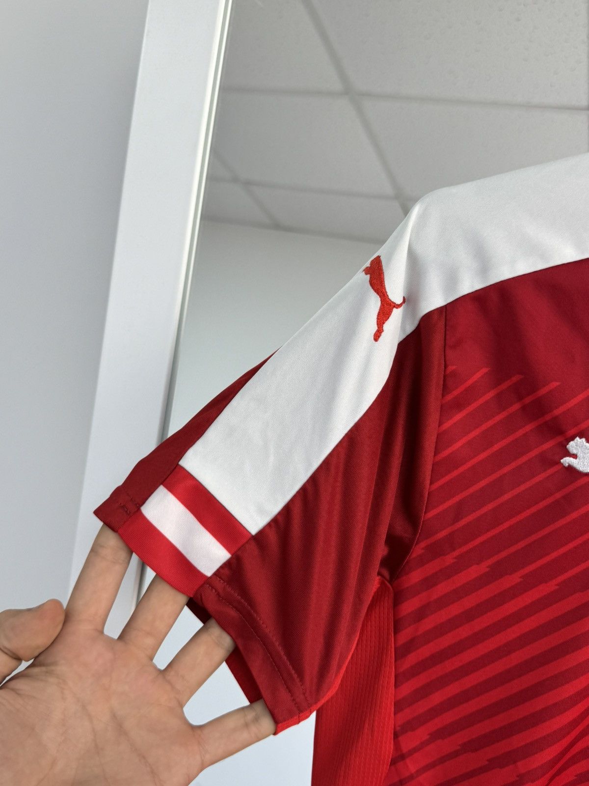 Puma Vintage Austria Team 2016/17 Home Jersey Football Puma Men S Size US S / EU 44-46 / 1 - 7 Thumbnail