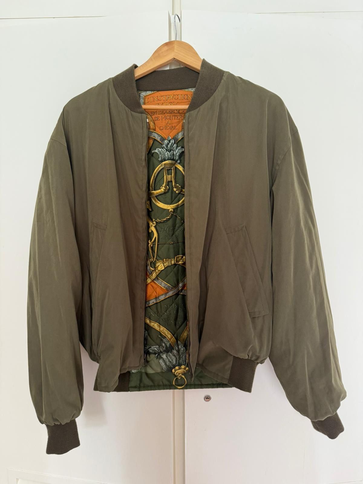 Hermes Vintage Hermes 80s Green Silk Reversible Bomber Jacket Size US M / EU 48-50 / 2 - 5 Thumbnail
