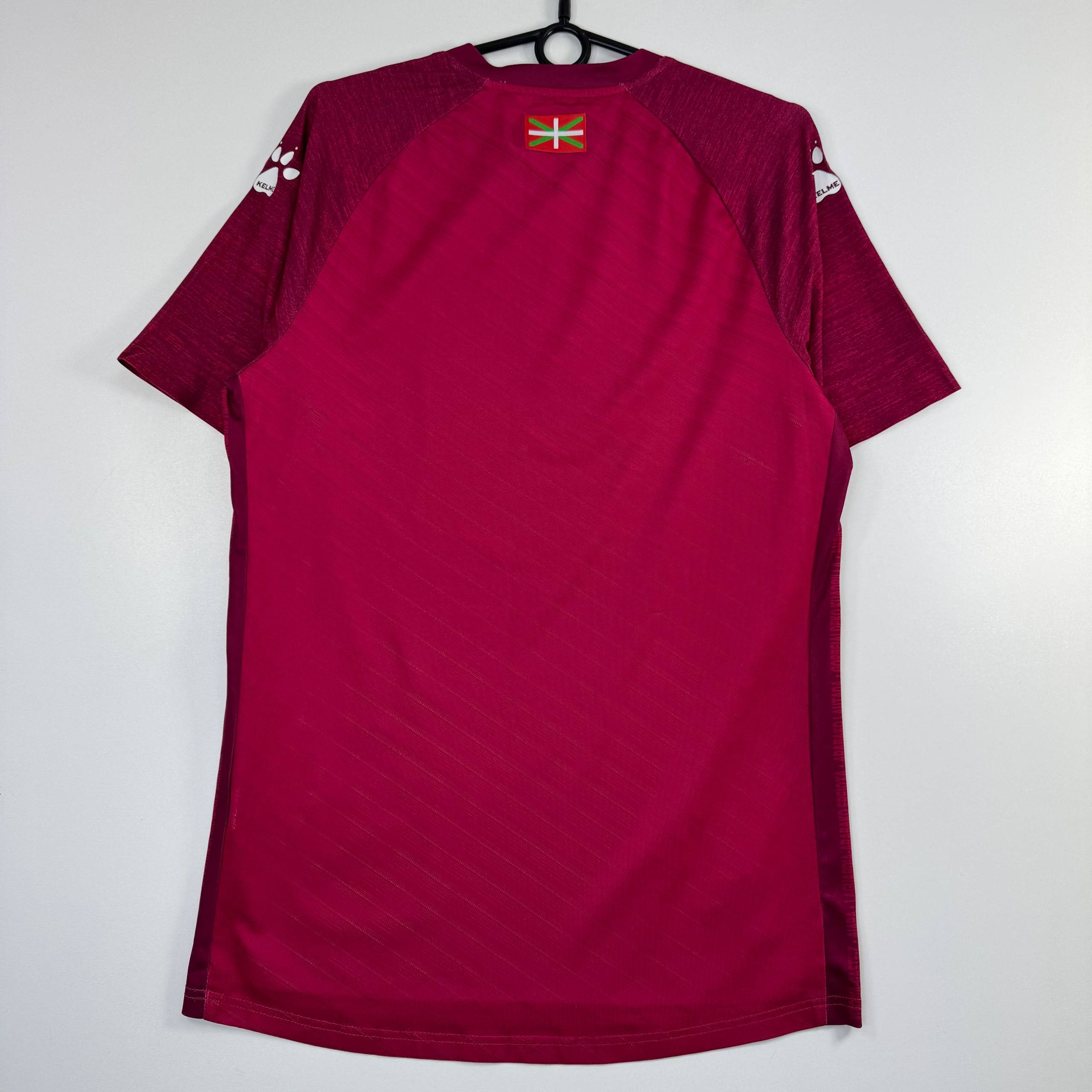 Other Kelme Deportivo Alaves Training Jersey Red Mens Size S Size US S / EU 44-46 / 1 - 9 Thumbnail