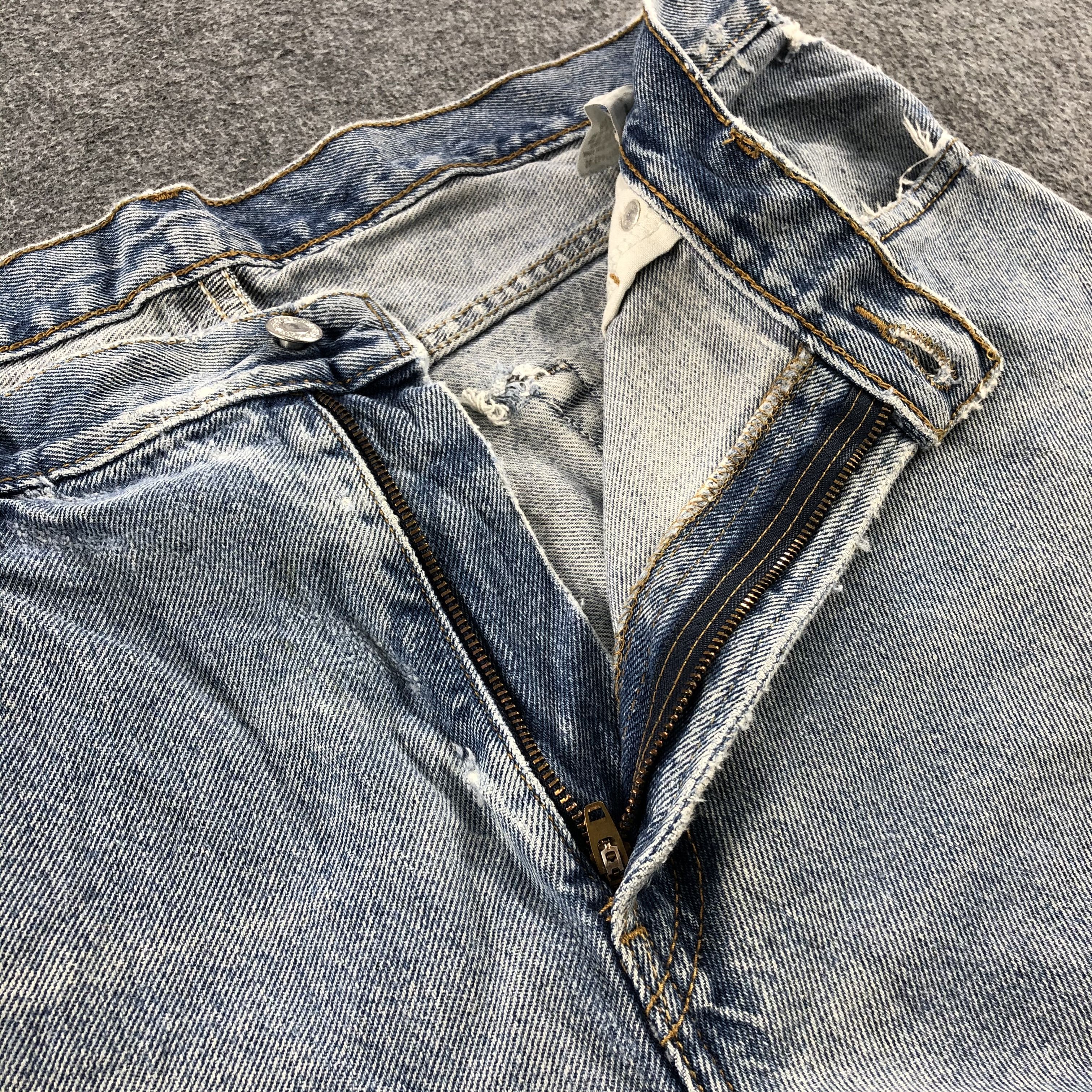 Levi's Light Wash Vintage Levis 560 Jeans-J1181 Size US 36 / EU 52 - 9 Thumbnail