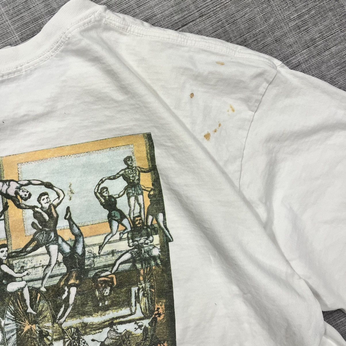 Banana Republic × Vintage VTG 90s Bananna Republic Circus Tee Size US L / EU 52-54 / 3 - 6 Thumbnail