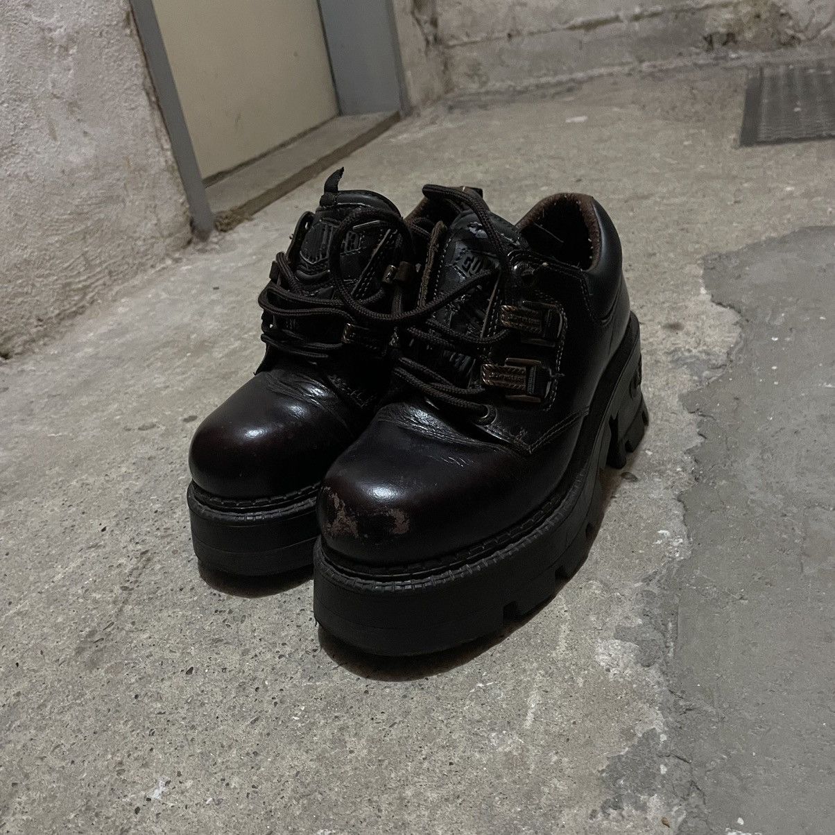 New Rock Vintage gordon jack platform leather shoes Size US 7 / EU 40 - 3 Thumbnail