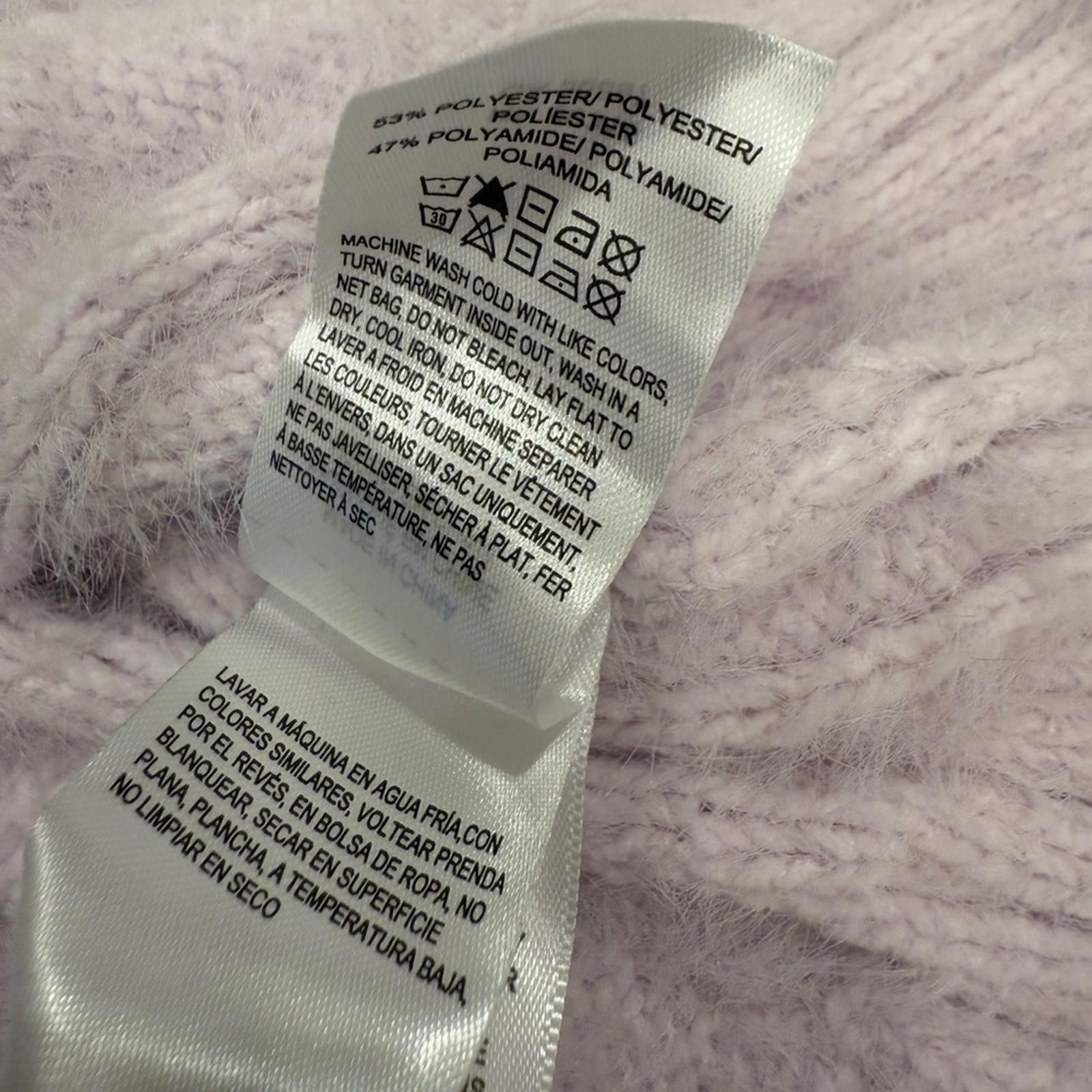 Lucky Brand Lucky Brand lavender cable knit sweater FLAWED hole SZ M Size M / US 6-8 / IT 42-44 - 4 Thumbnail