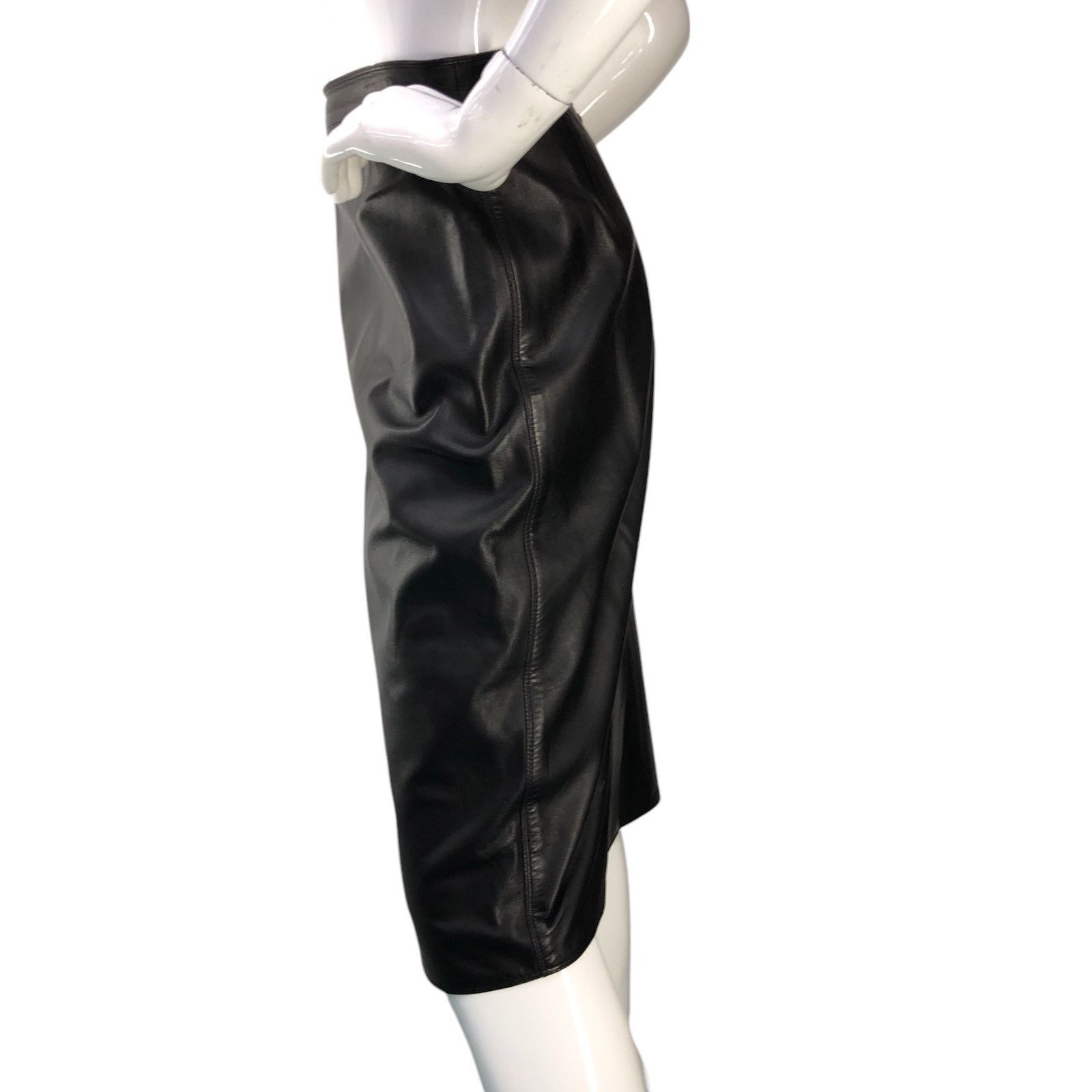 Fendi Fendissime Fendi Size 44 Skirt Leather Midi Pencil Vintage Size 28" / US 6 / IT 42 - 4 Thumbnail