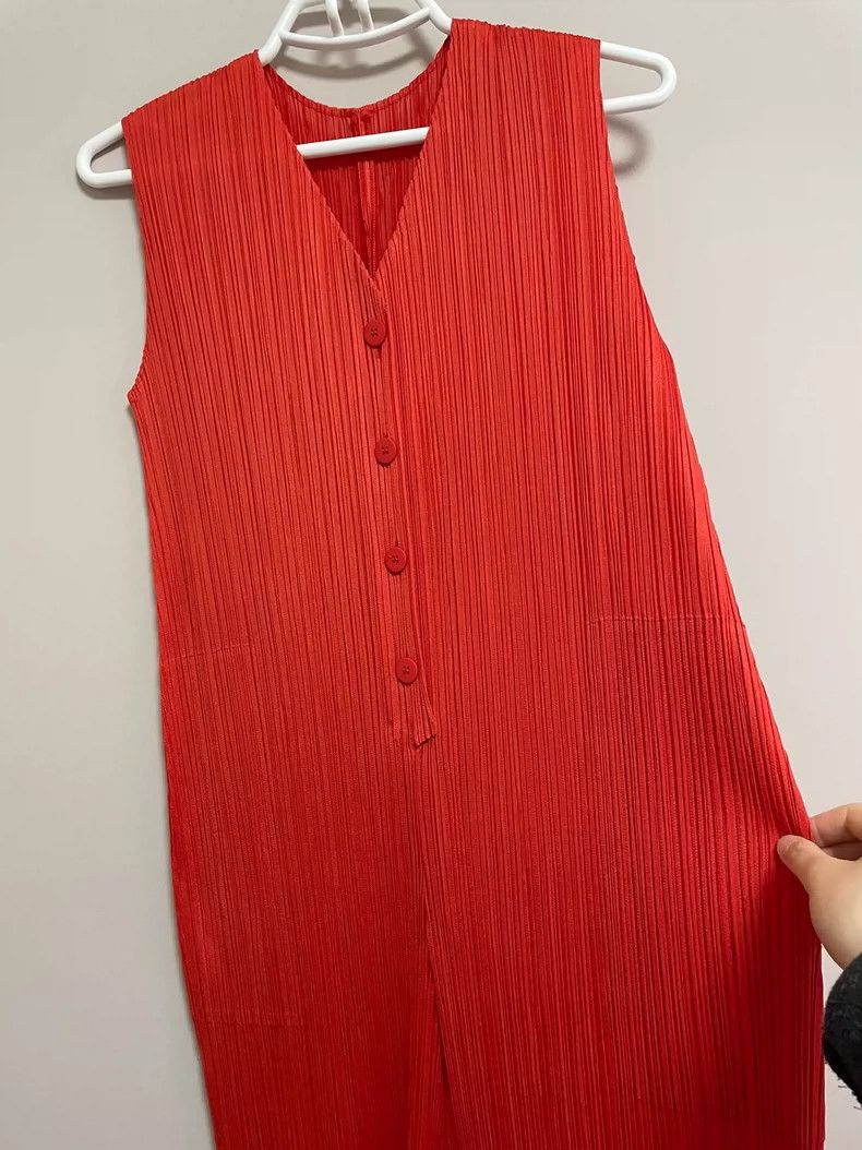 Issey Miyake Issey Miyake Red overalls jumpsuit Size 25" / US 0 / IT 36 - 2 Thumbnail