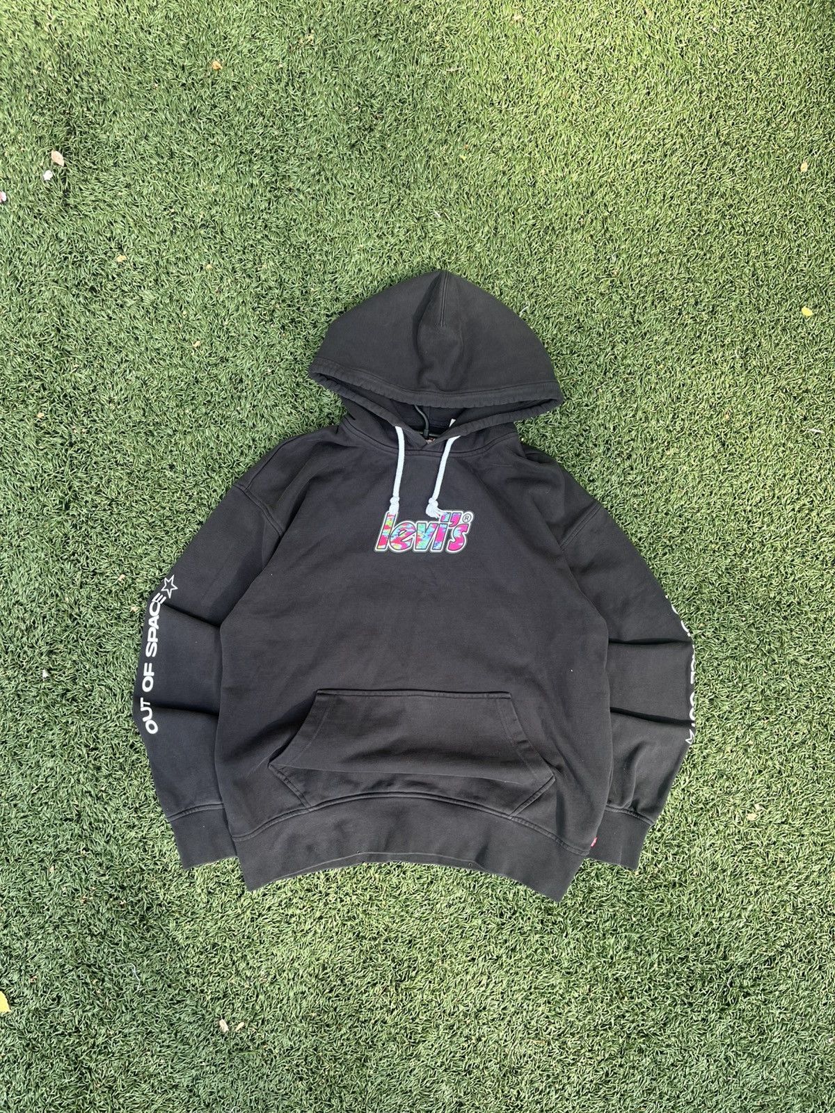 Levi's Levi’s Hoodie Black Colorful Logo Out of Space Size M Size US M / EU 48-50 / 2 - 2 Thumbnail