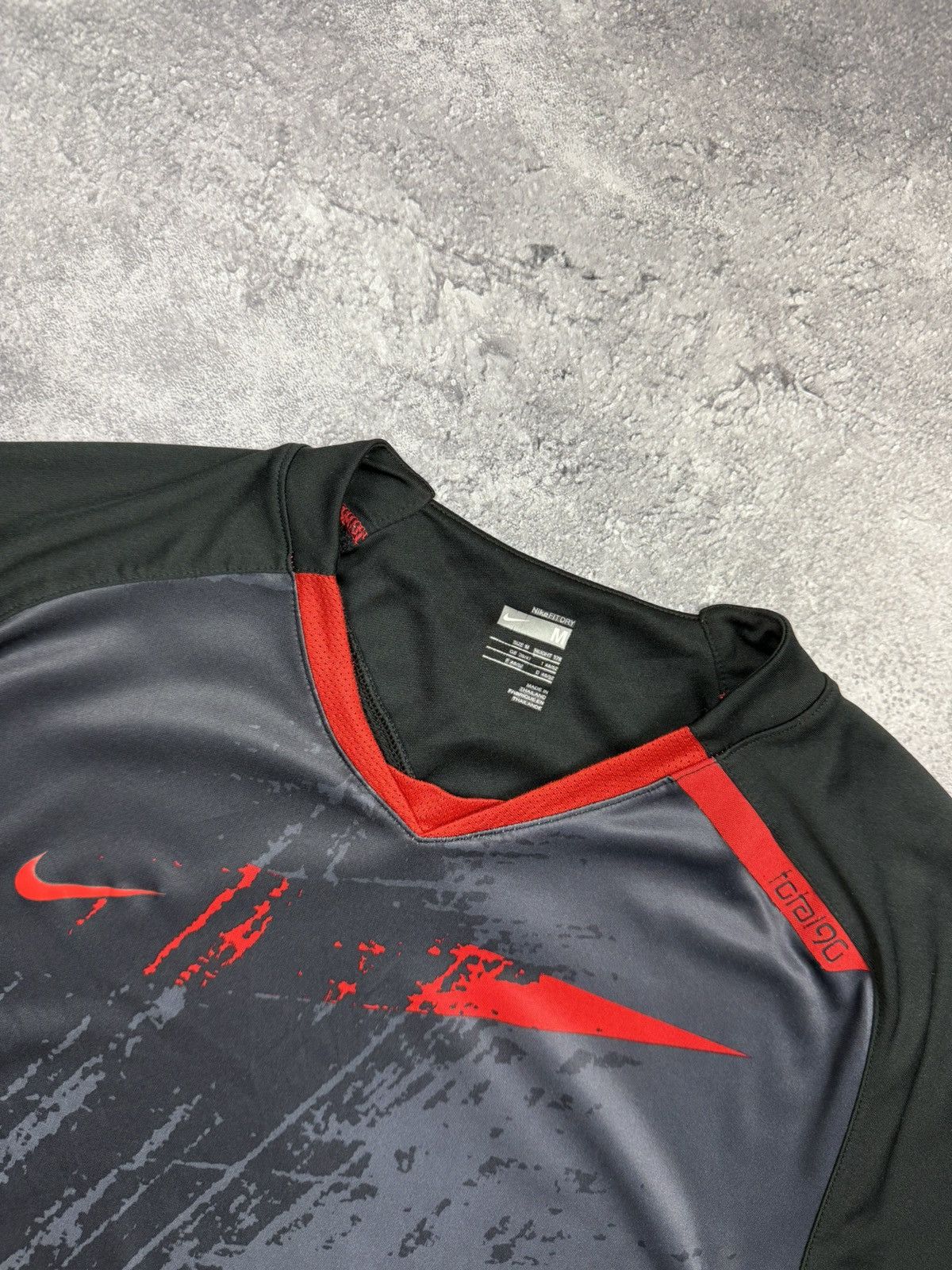 Nike Vintage Nike Total 90 TN Jersey T-Shirt Y2K Swoosh Drill Tee Size US M / EU 48-50 / 2 - 10 Thumbnail