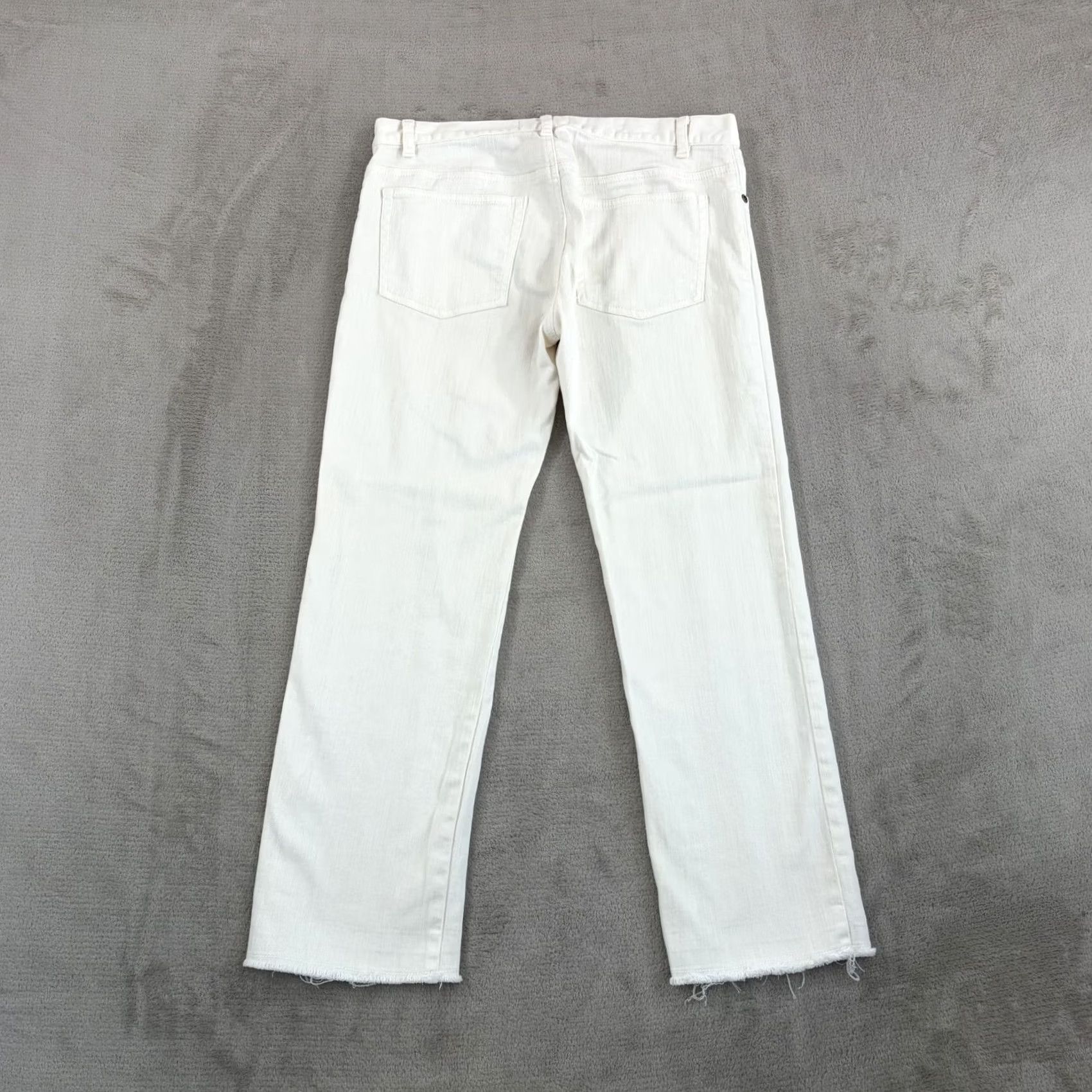 Nili Lotan Nili Lotan Straight Leg Raw Hem Jeans White Women 2 Stretch Made in USA 5-Pocket Inseam 25 in Size 26" / US 2 / IT 38 - 4 Thumbnail
