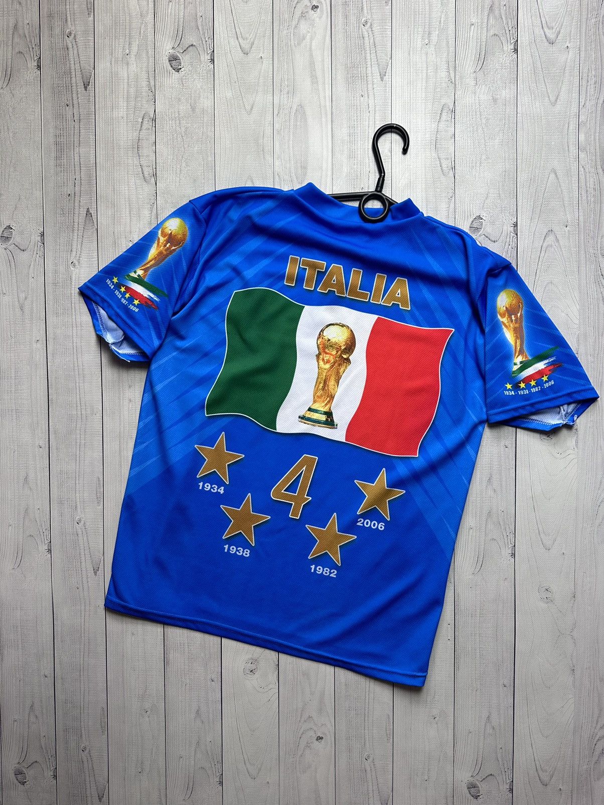 Vintage Vintage Italy soccer tee Champions World Cup 2006 Italia Size US M / EU 48-50 / 2 - 2 Thumbnail