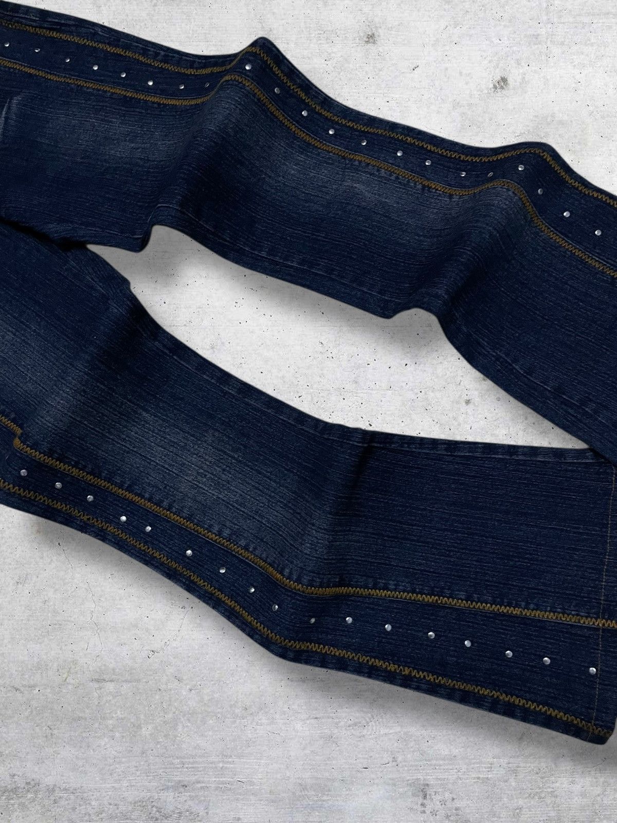 Hysteric Glamour VINTAGE HAPHAZARD JAPAN DESIGNER 90S OG STUDDED FLARED DENIM Size US 26 / EU 42 - 6 Thumbnail