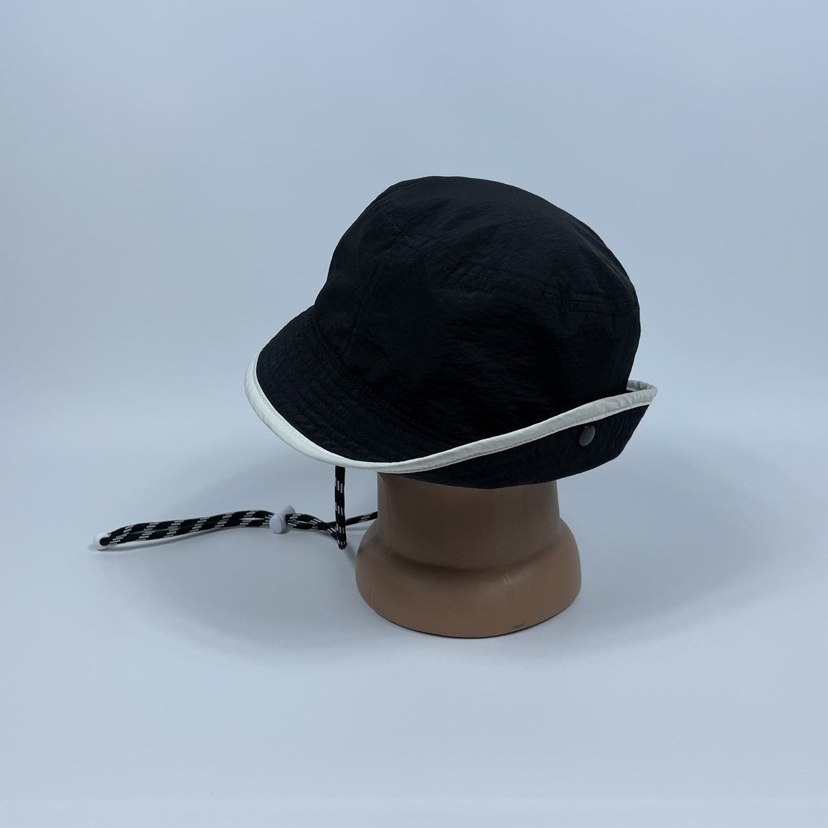 Levi's Levi’s Bucket Hat Size ONE SIZE - 2 Thumbnail
