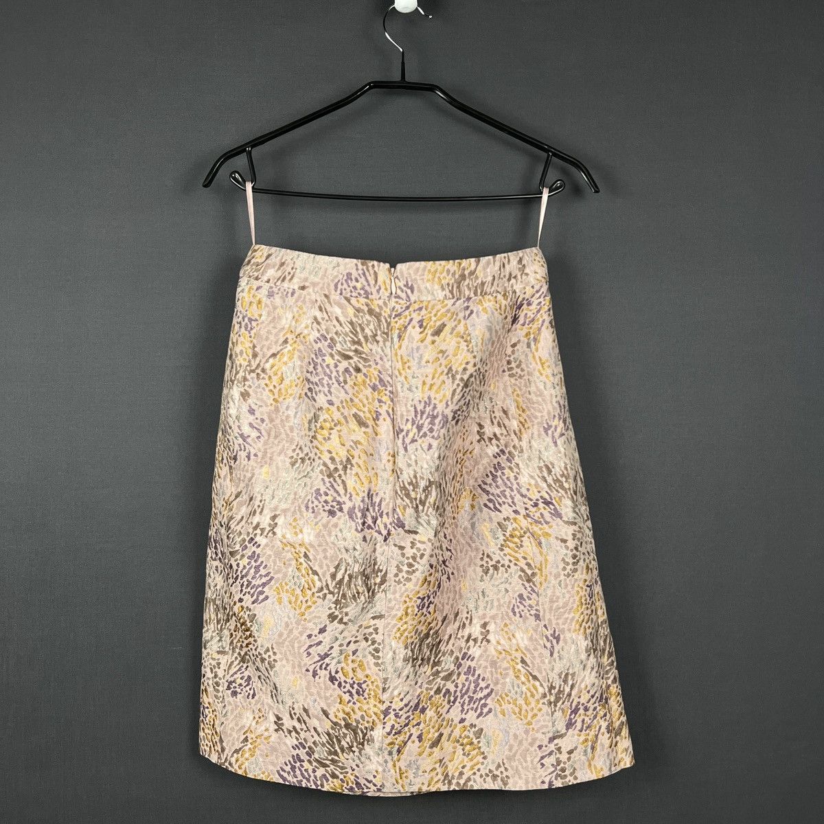Burberry Burberry Jacquard Floral Silk Blend midi Skirt Size 42 Size 28" / US 6 / IT 42 - 2 Thumbnail