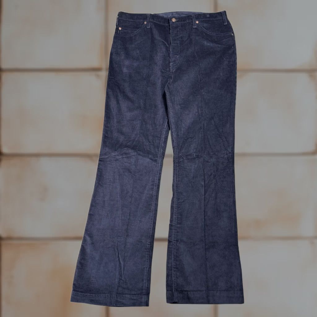 Vintage VINTAGE J. C. Penney Pants Mens 37x33 Blue Corduroy Bootcut Pockets 80s Size US 37 - 1 Thumbnail