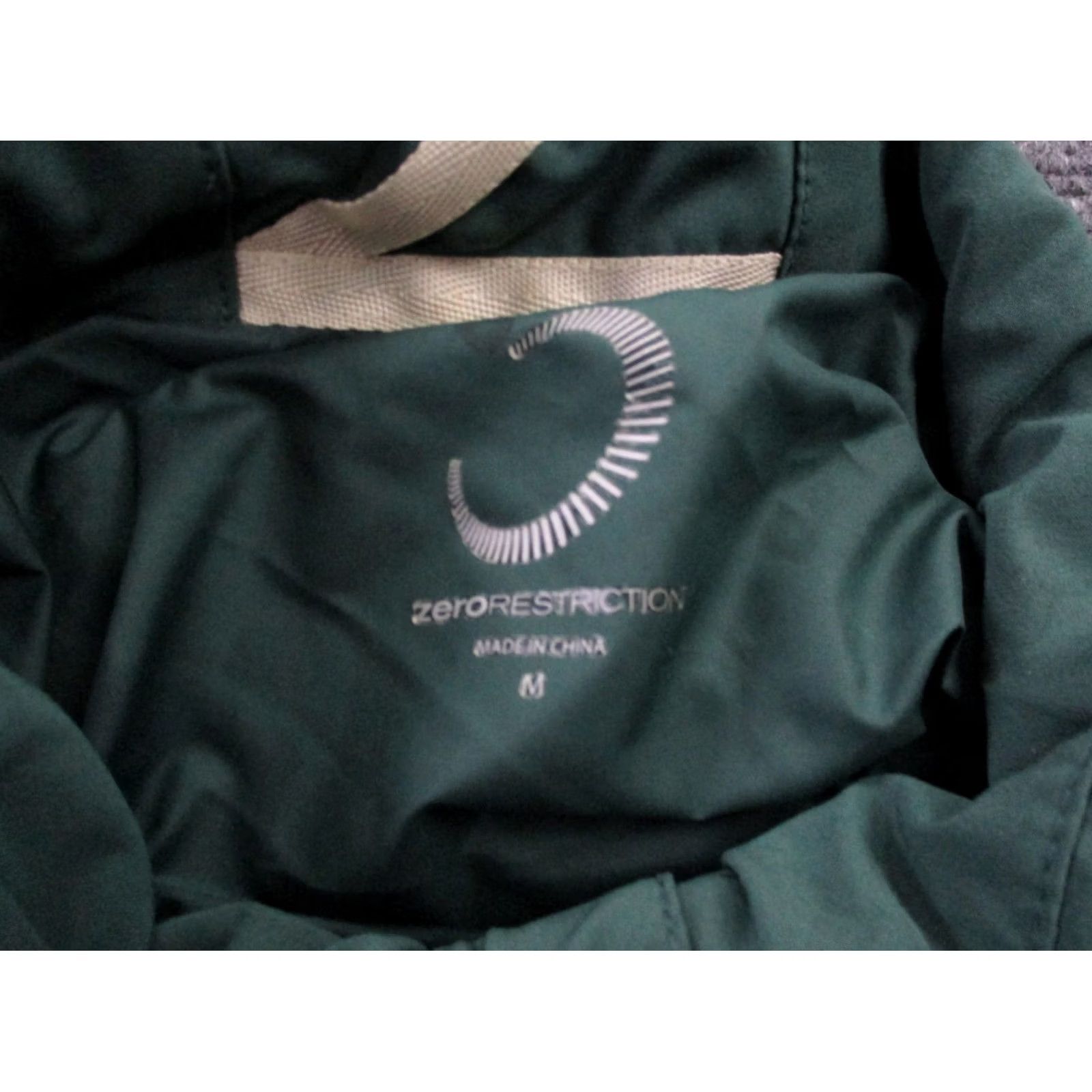Vintage Zero Restriction Jacket Mens M Green Nylon Active Track Sport Windbreaker Full Zip Lightweight Stretch Weathergear Zipped Pockets Athletics Mens Size US M / EU 48-50 / 2 - 5 Thumbnail