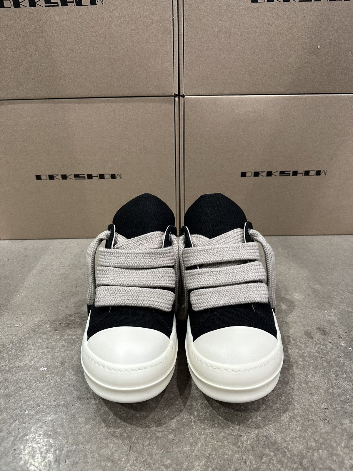Rick Owens Drkshdw RICK OWENS - DRKSHDW Jumbo Lace Puffer Canvas Low Black Milk Size US 9 / EU 42 - 2 Thumbnail