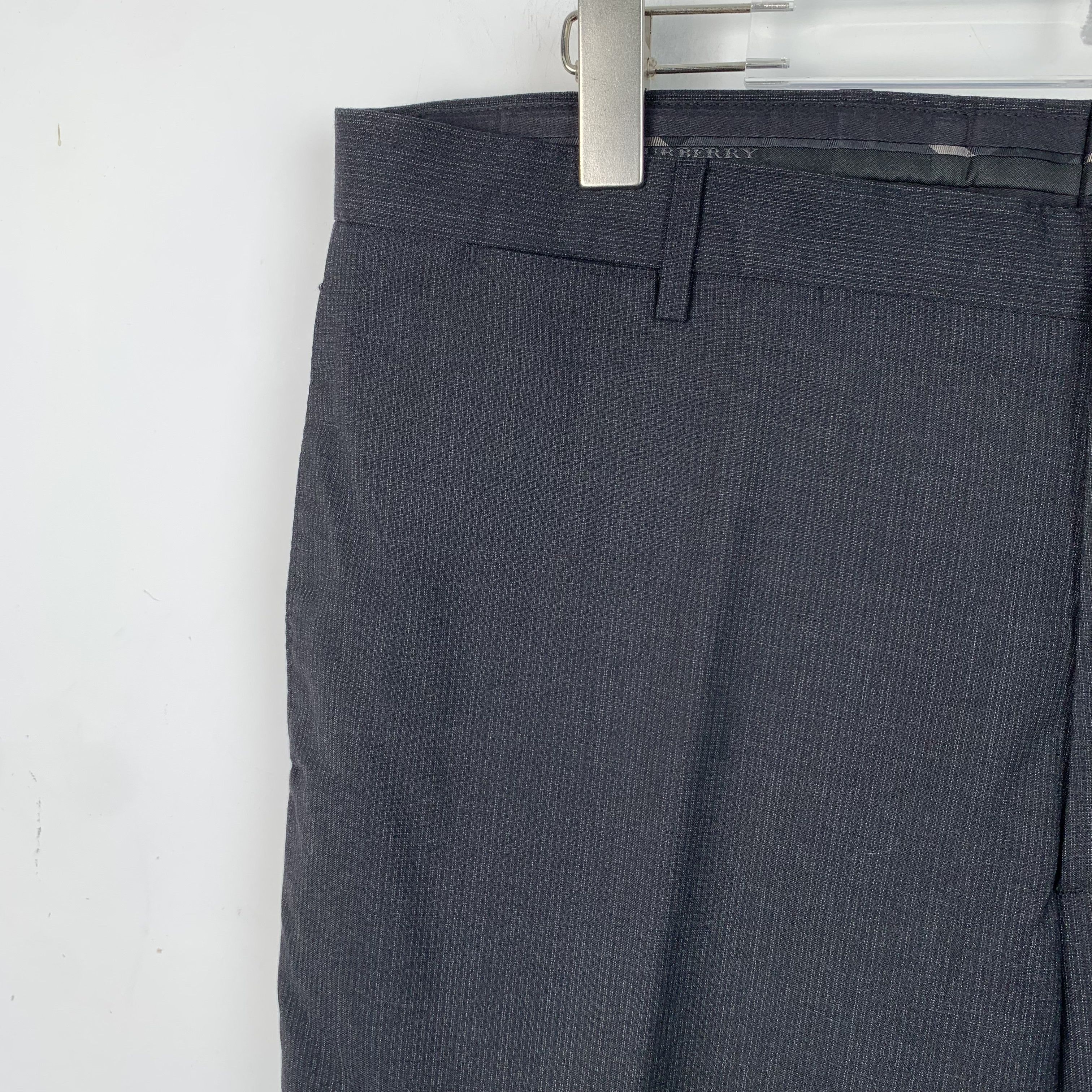 Burberry Burberry Black Wool Suit Trousers (Size 38R) Size 36" / US 14 / IT 50 - 7 Thumbnail
